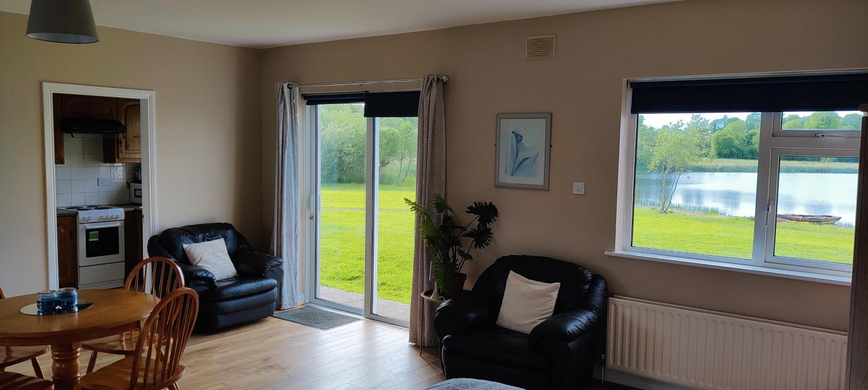 One-Bedroom House photo 2