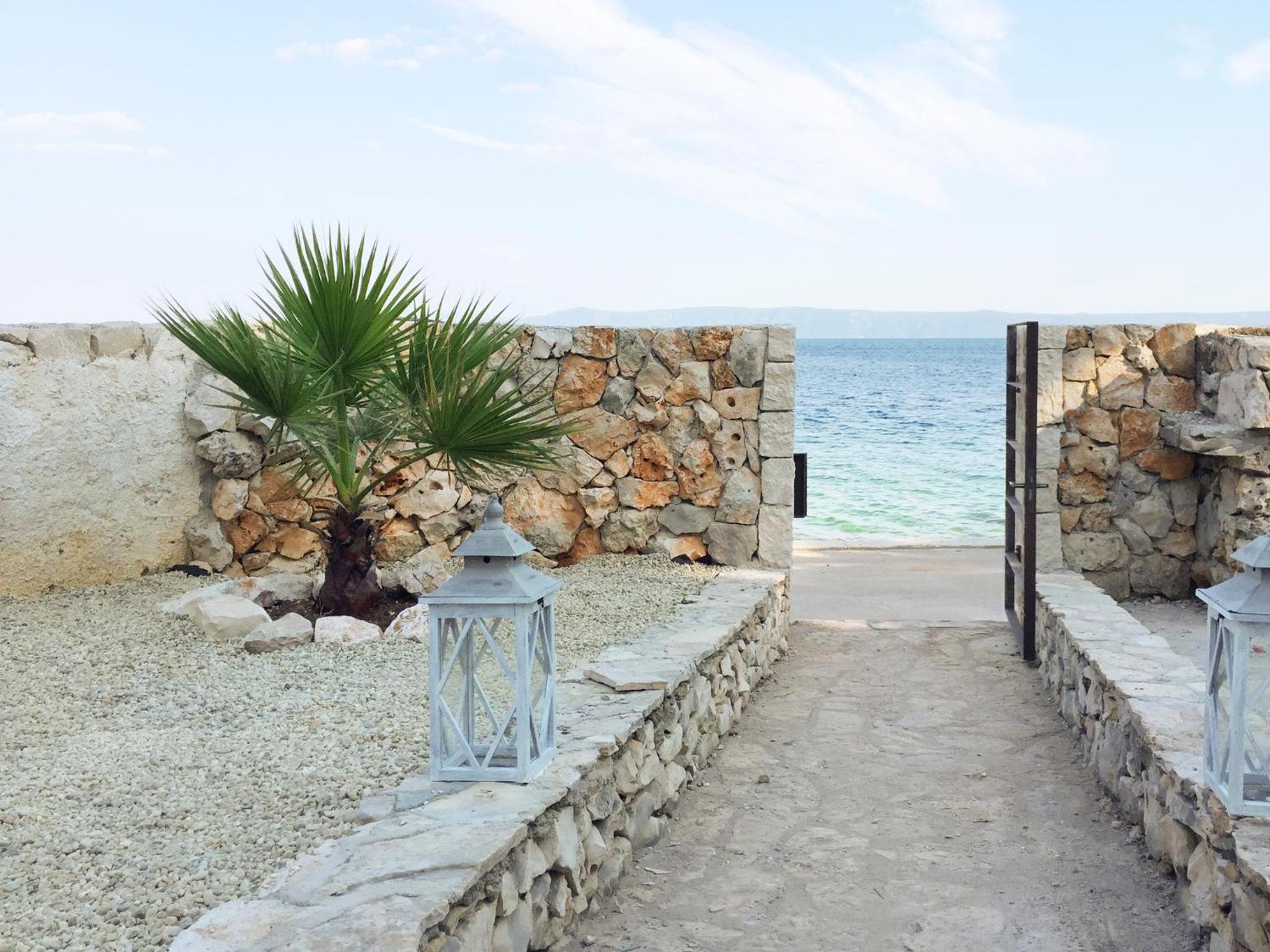 Three-Bedroom Villa with Terrace and Sea View photo 1