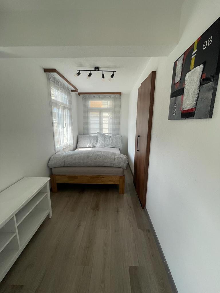 One-Bedroom Apartment - Photo 1