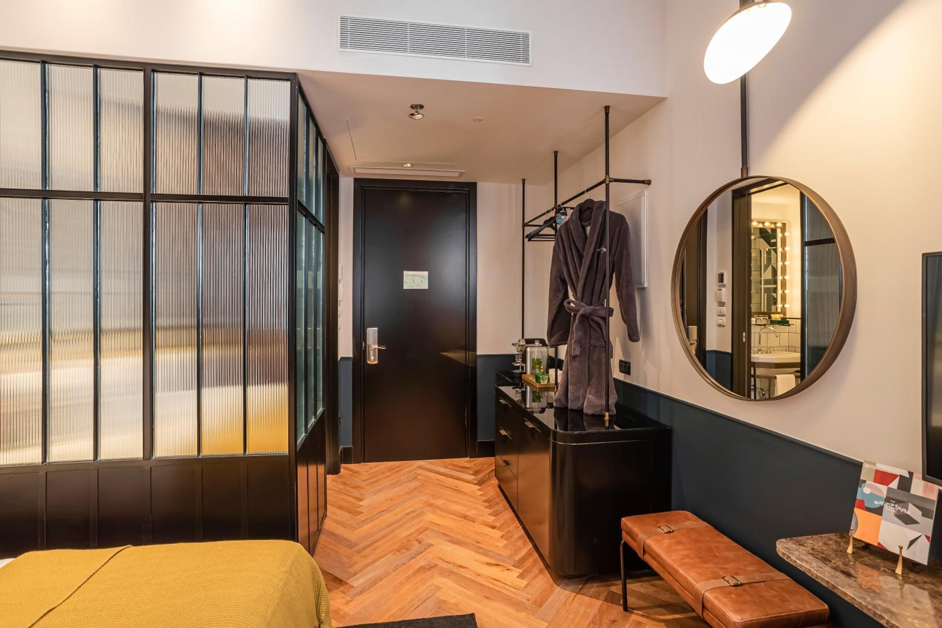 Standard Room - Photo 2