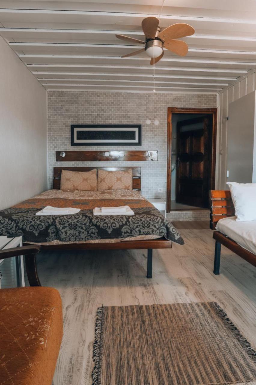 Deluxe Double Or Twin Room photo 2
