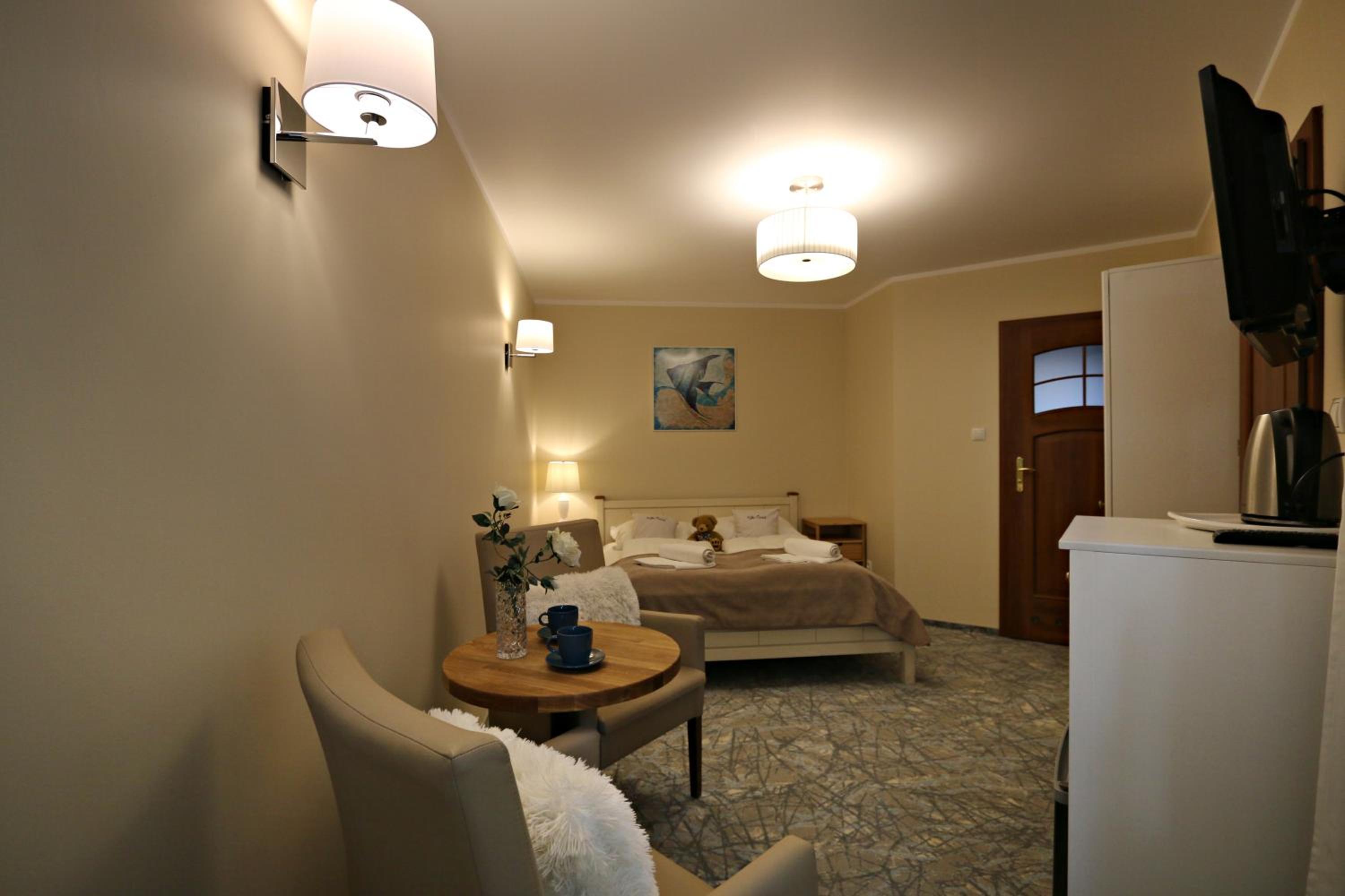 Standard Double Room photo 3