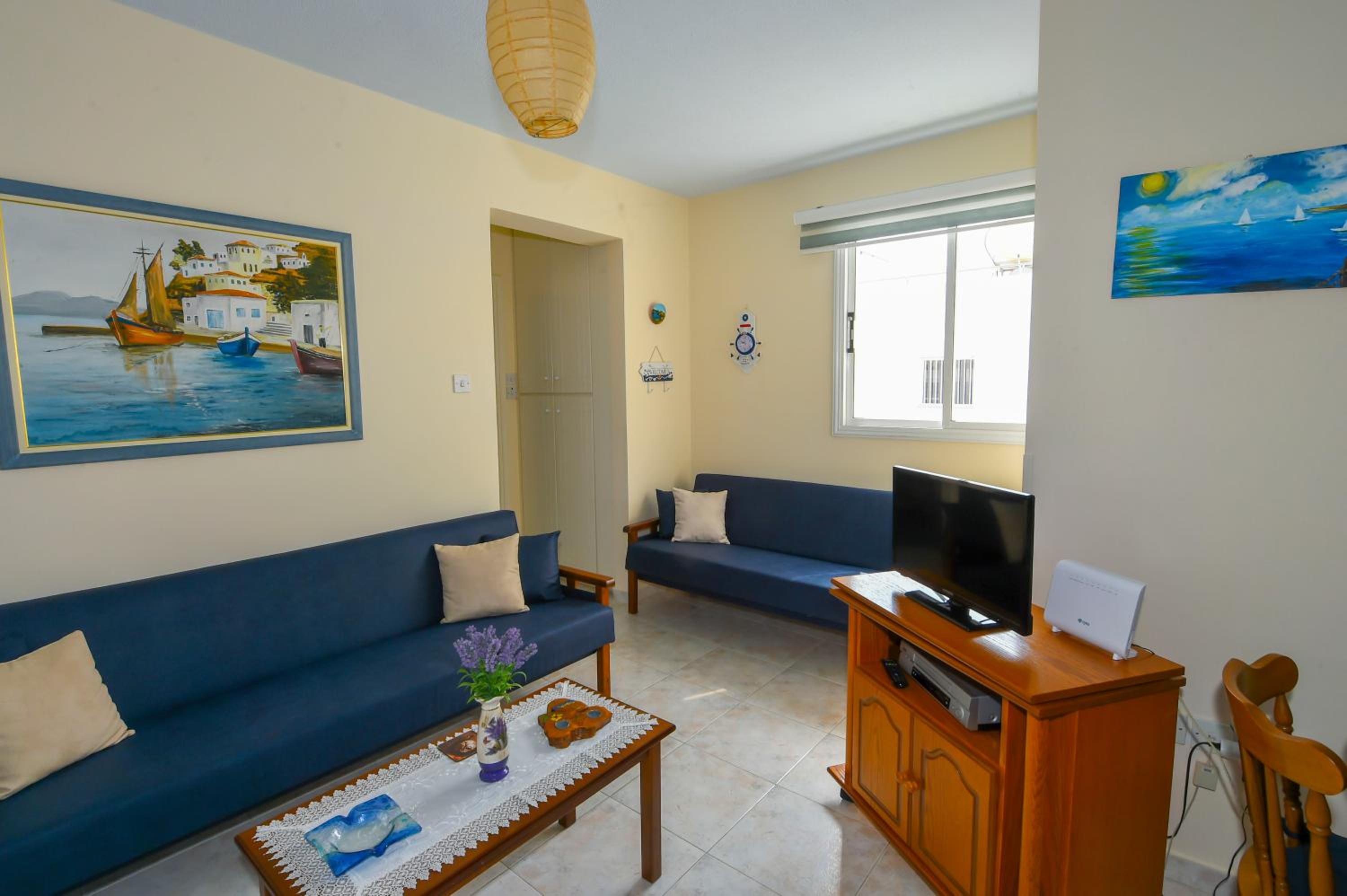 Apartment photo 1