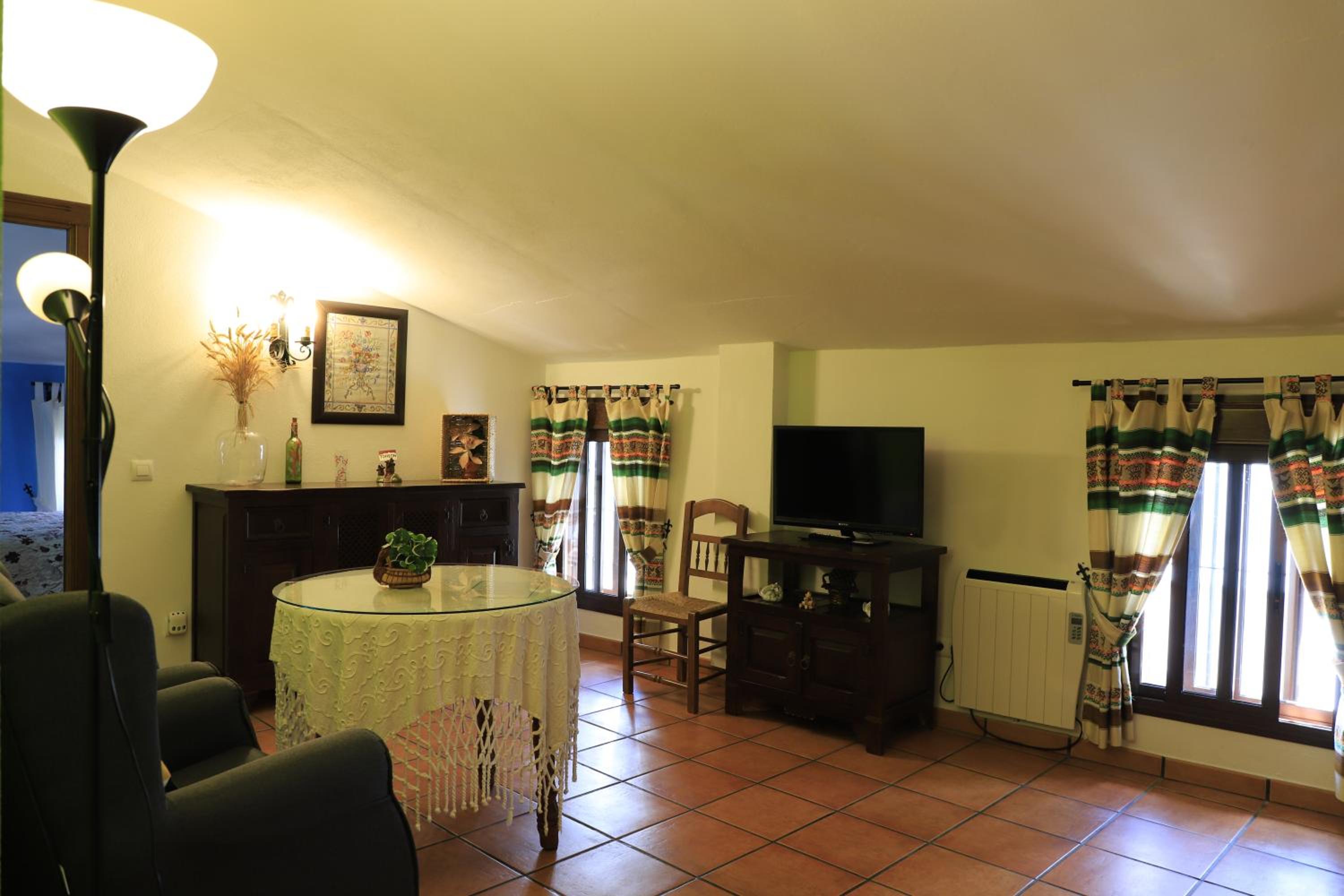 Apartment - Photo 11