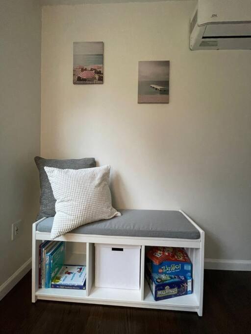 Two-Bedroom House - Photo 27