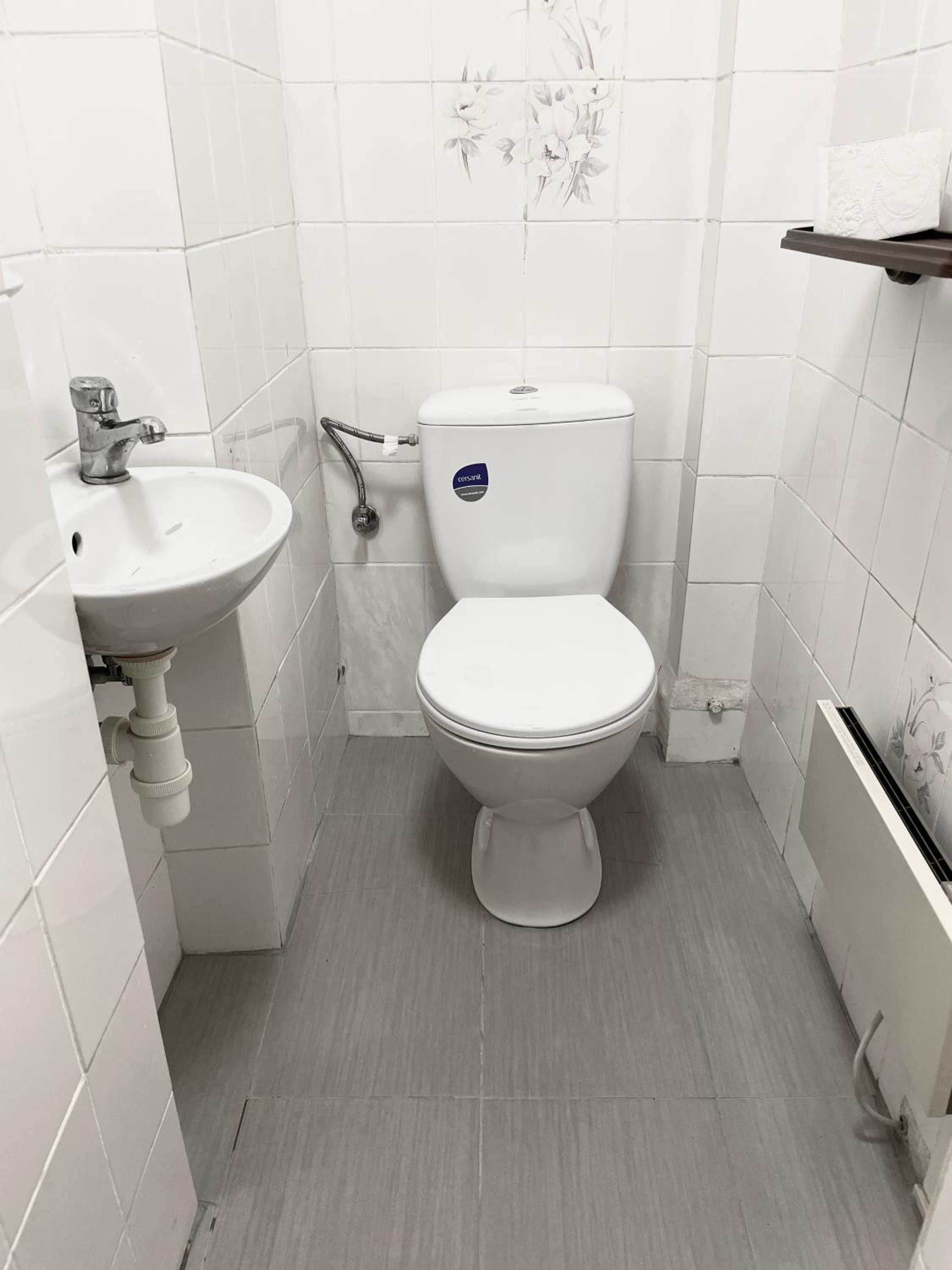 Double Room with Private External Bathroom photo 2