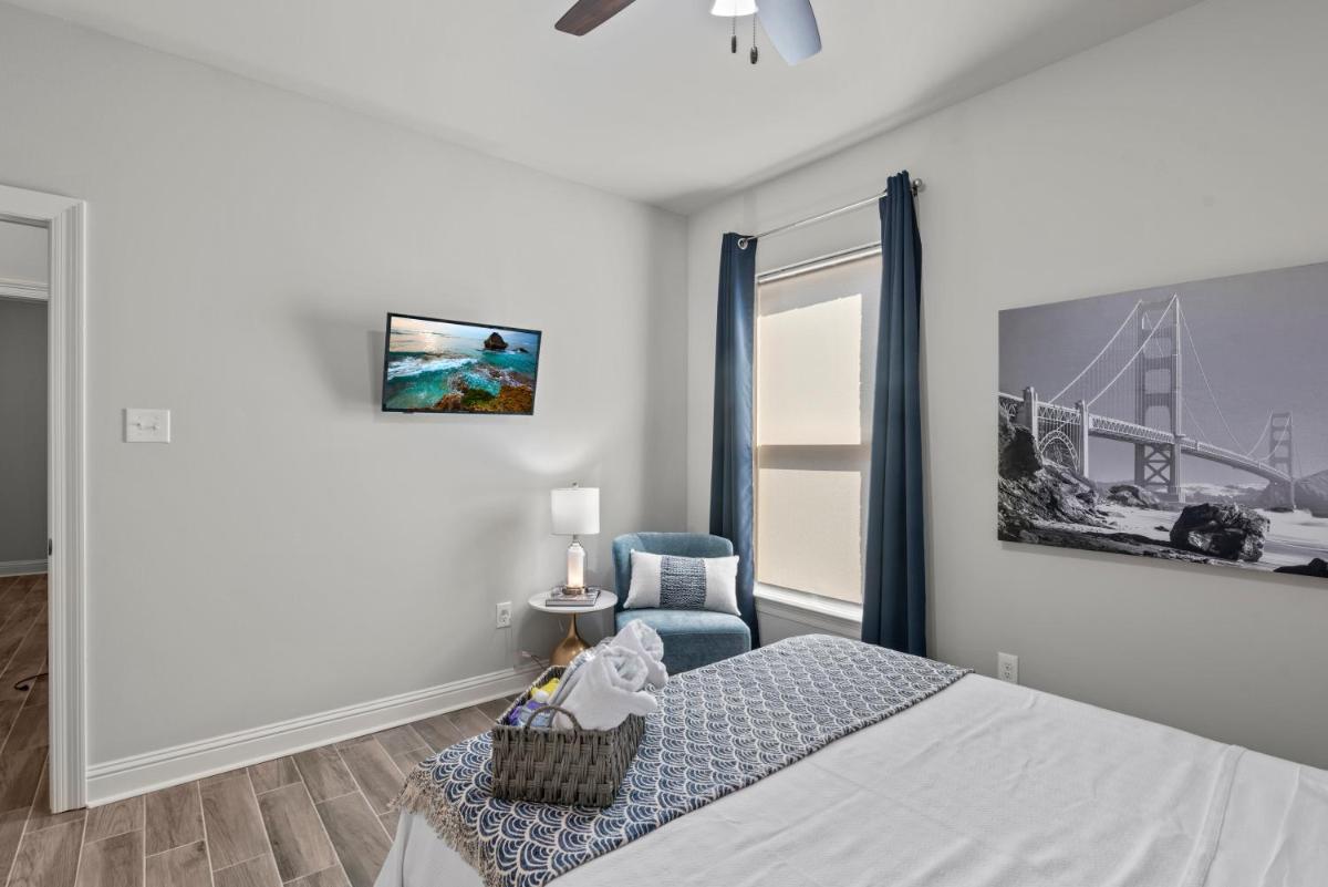 Deluxe Queen Room photo 2