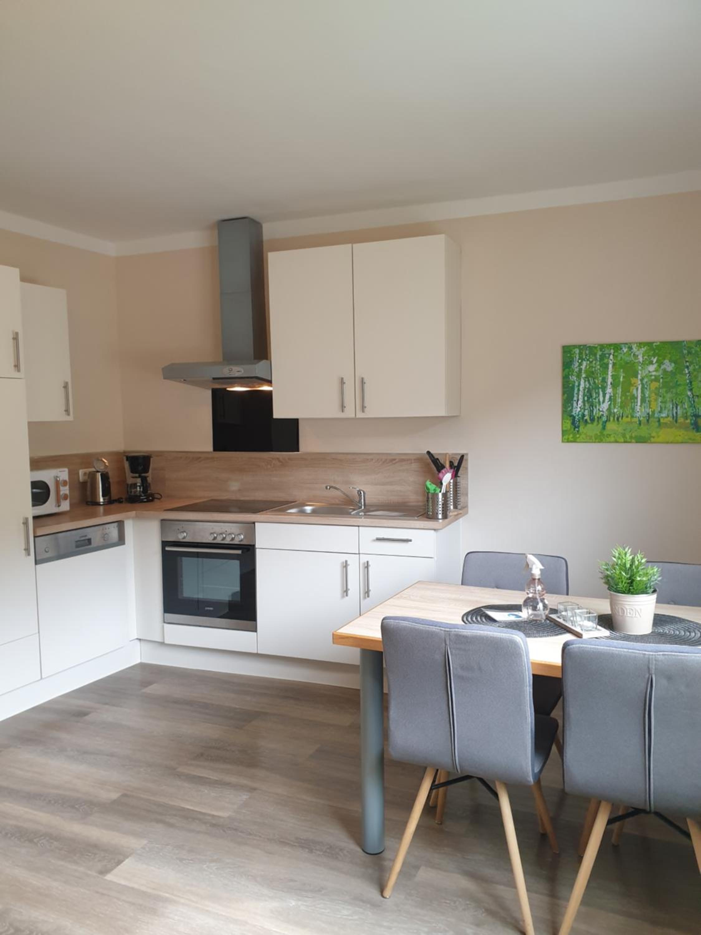 Apartment - Ground Floor photo 2