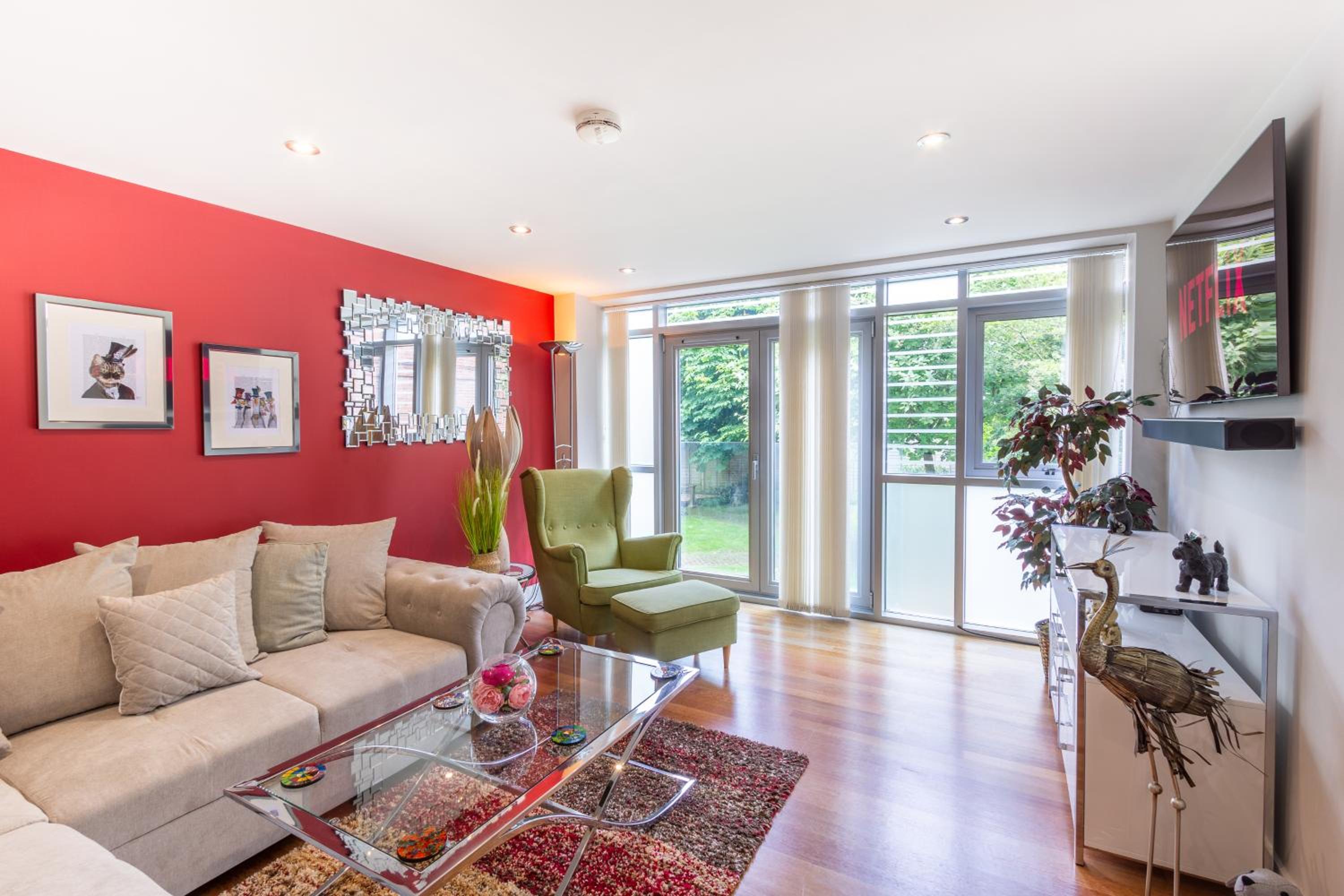 Four-Bedroom House photo 1