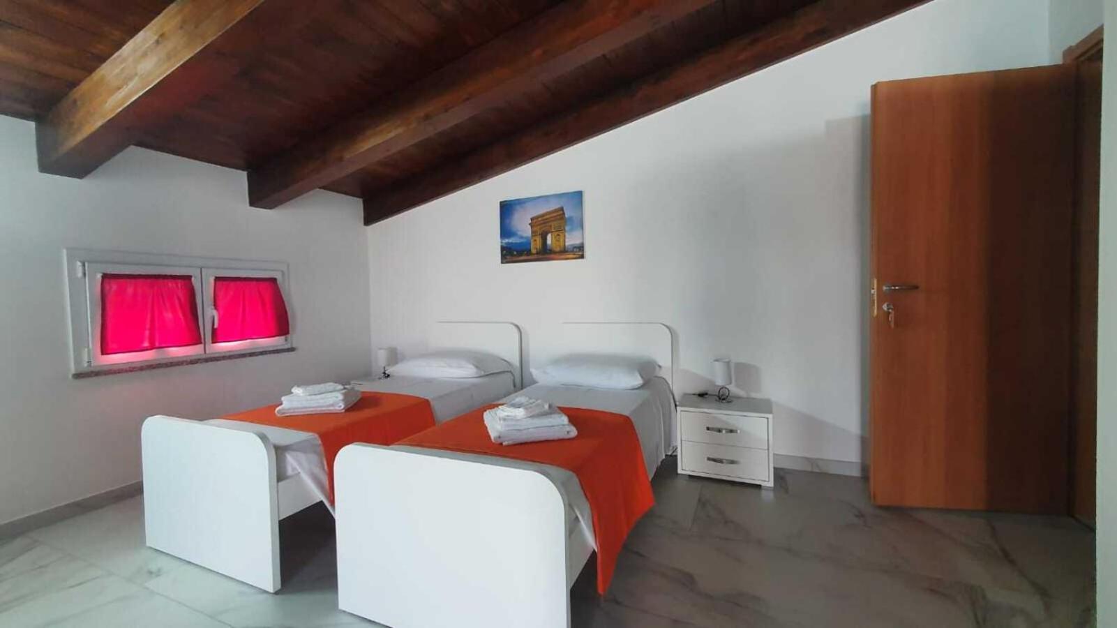 Quadruple Room with Terrace