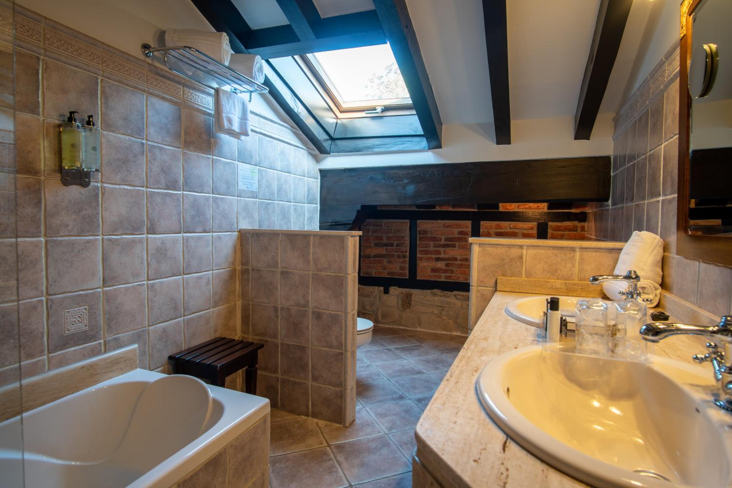 Triple Room - Photo 7