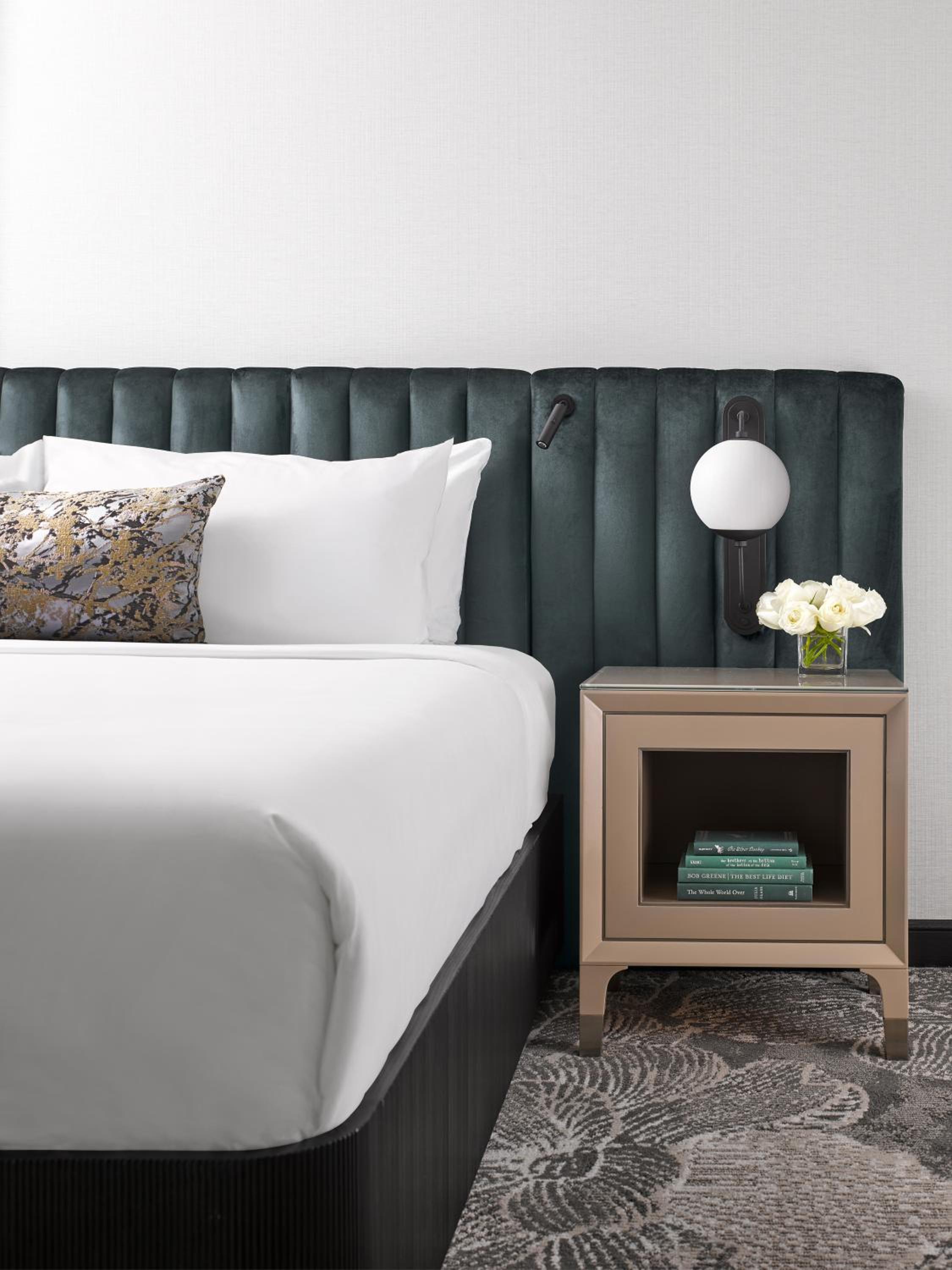 Premium King Room with City View - High Floor - Photo 1