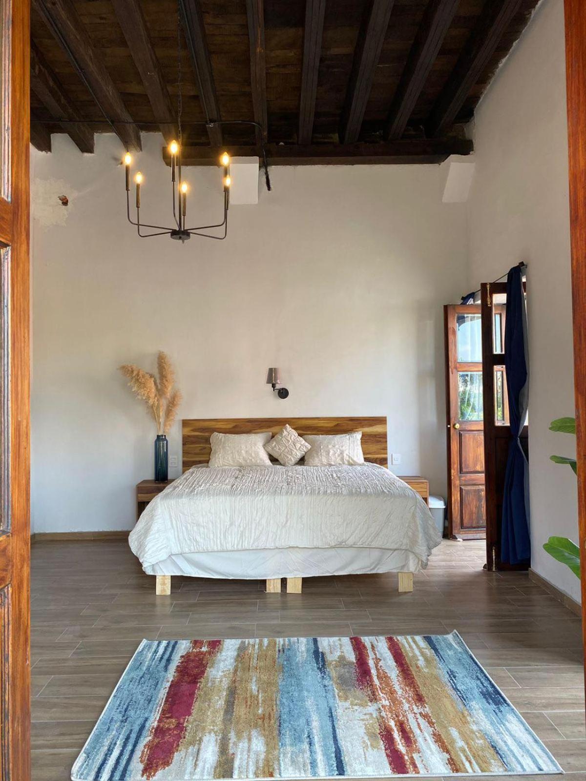 Deluxe Double Room with Balcony photo 2