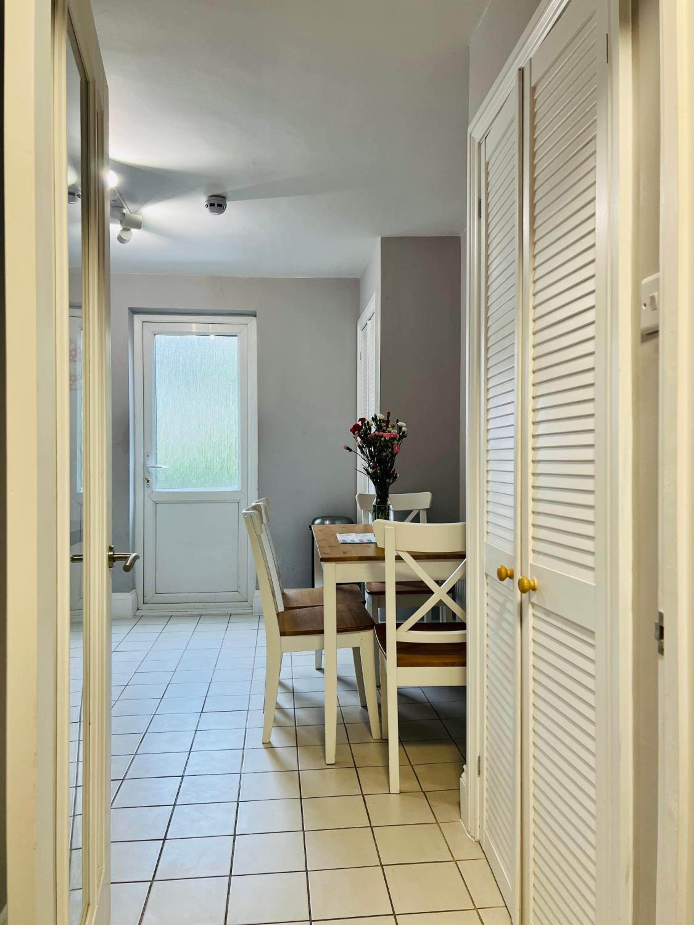 Three-Bedroom Apartment - Photo 26
