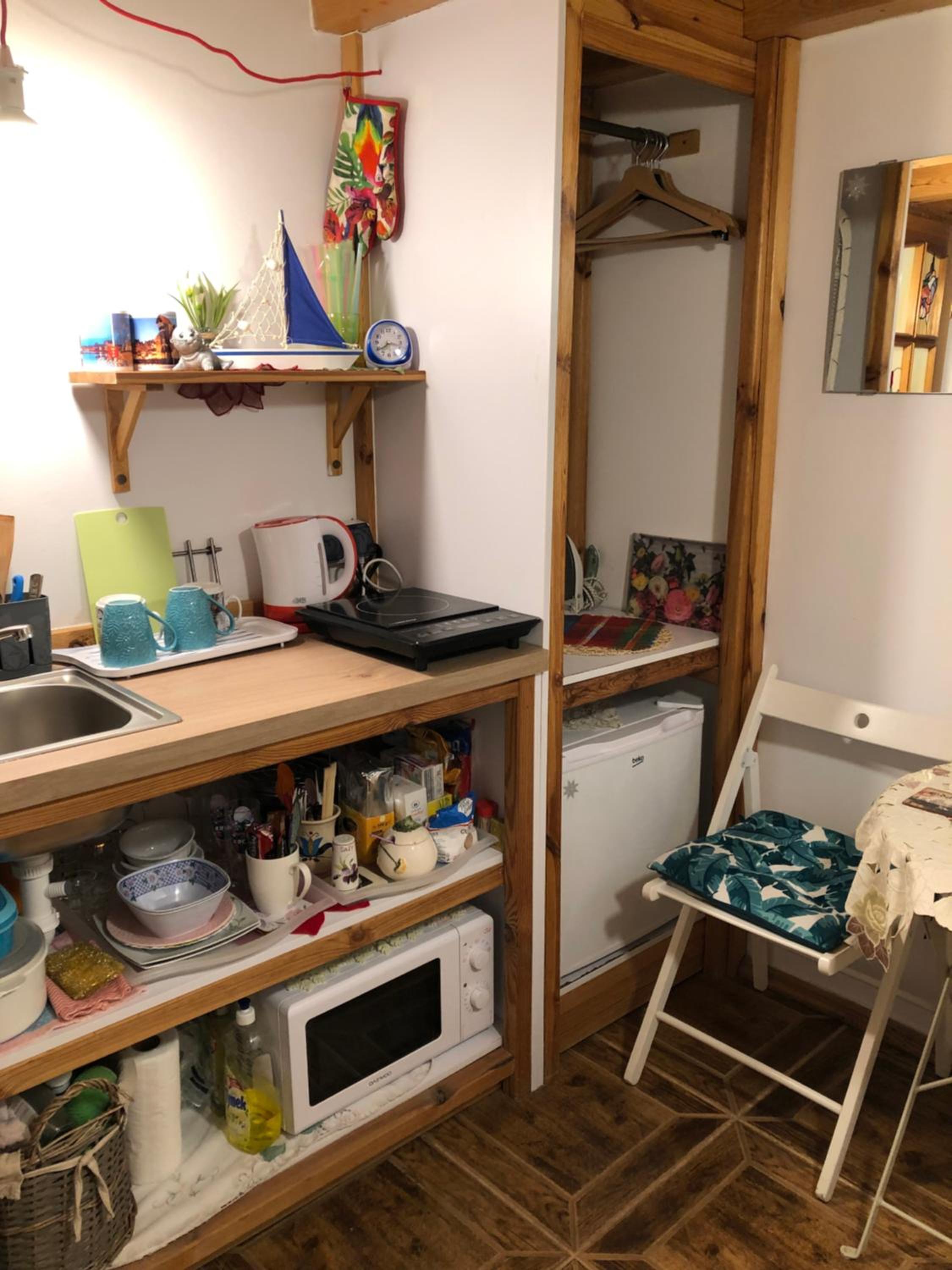 One-Bedroom Apartment - Photo 13
