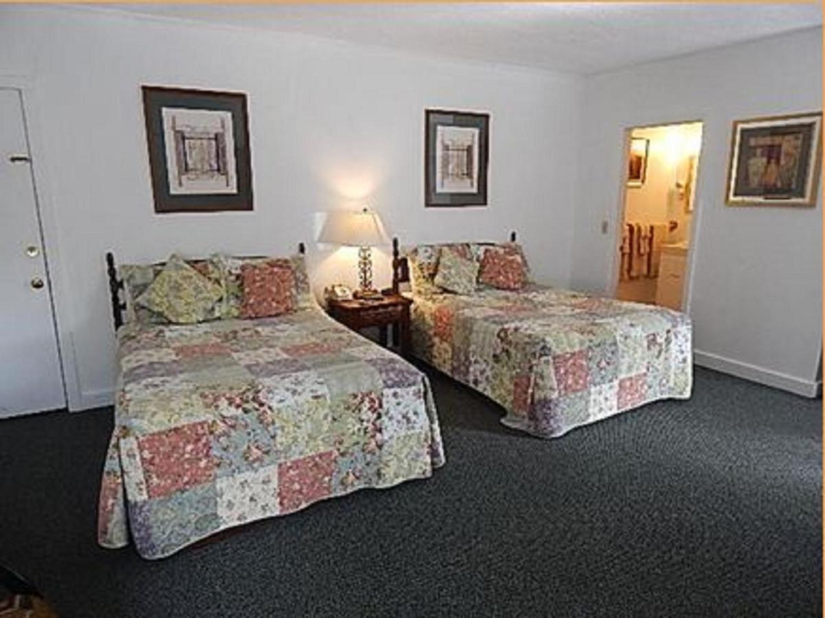 Double Room with Extra Bed photo 1