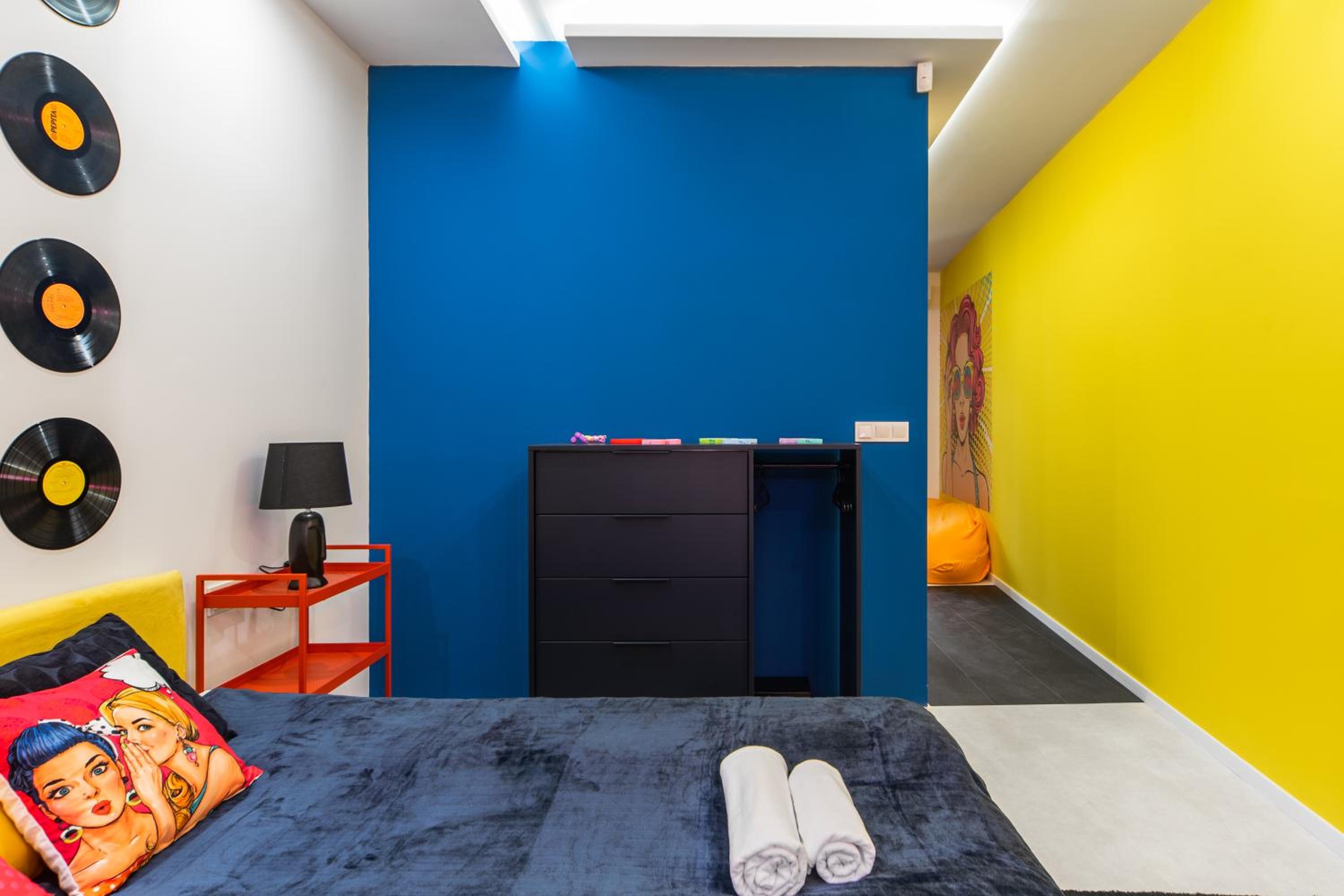 Studio Apartment - Photo 8
