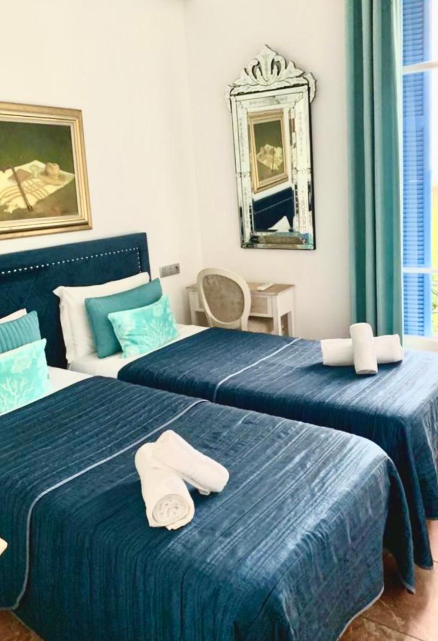 Twin Room with Sea View