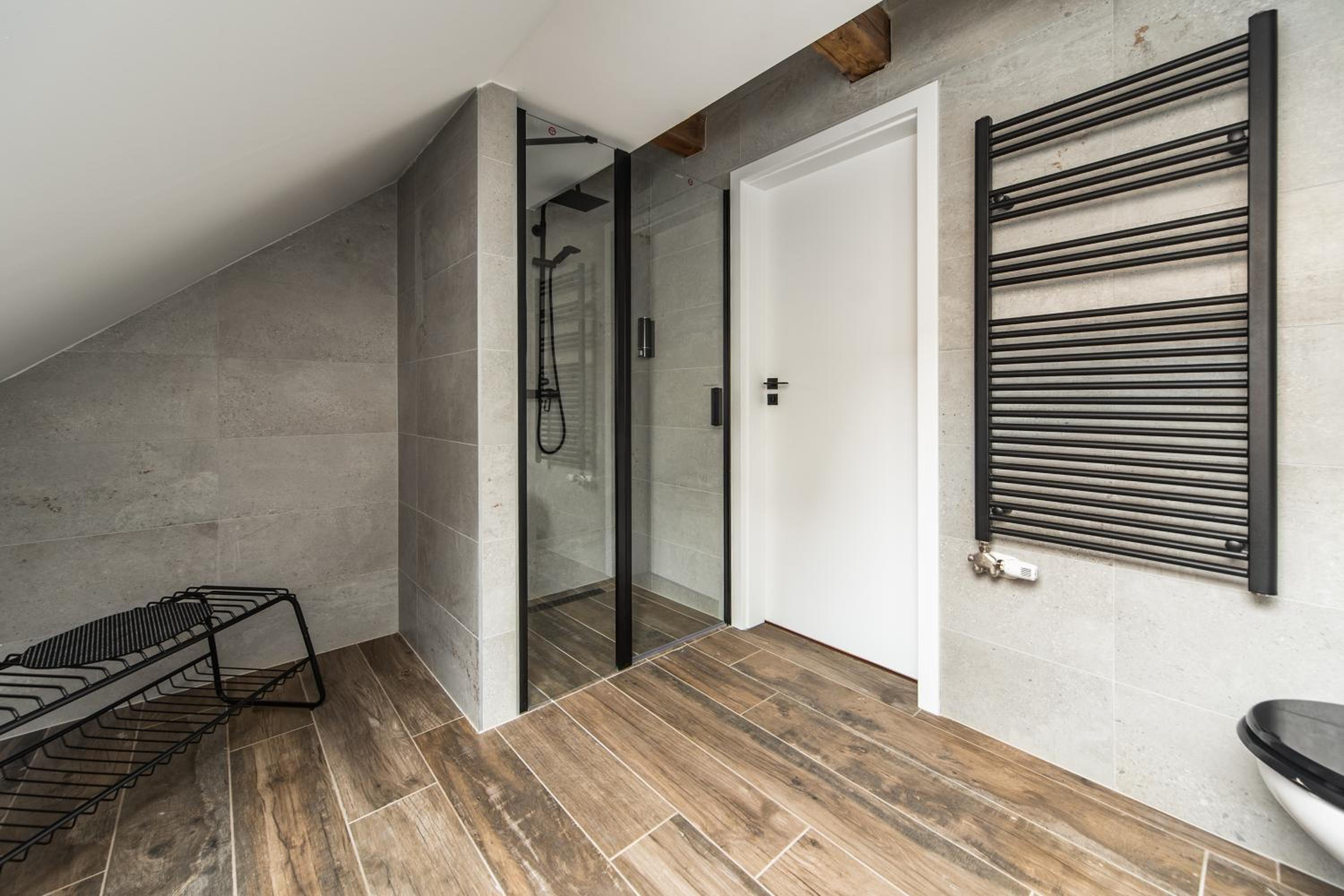 Suite with Garden View - Photo 10