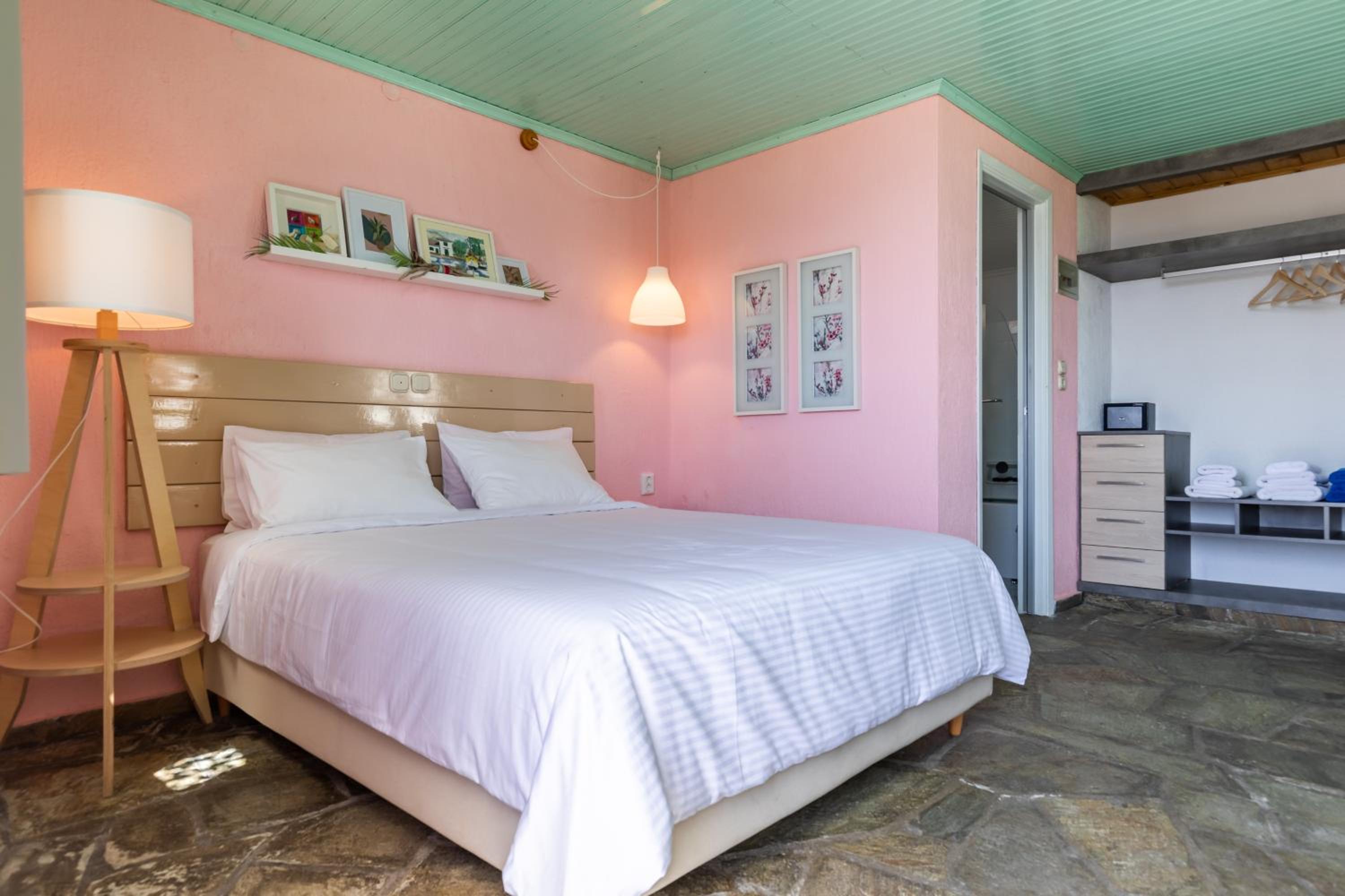 Junior Suite with Garden View