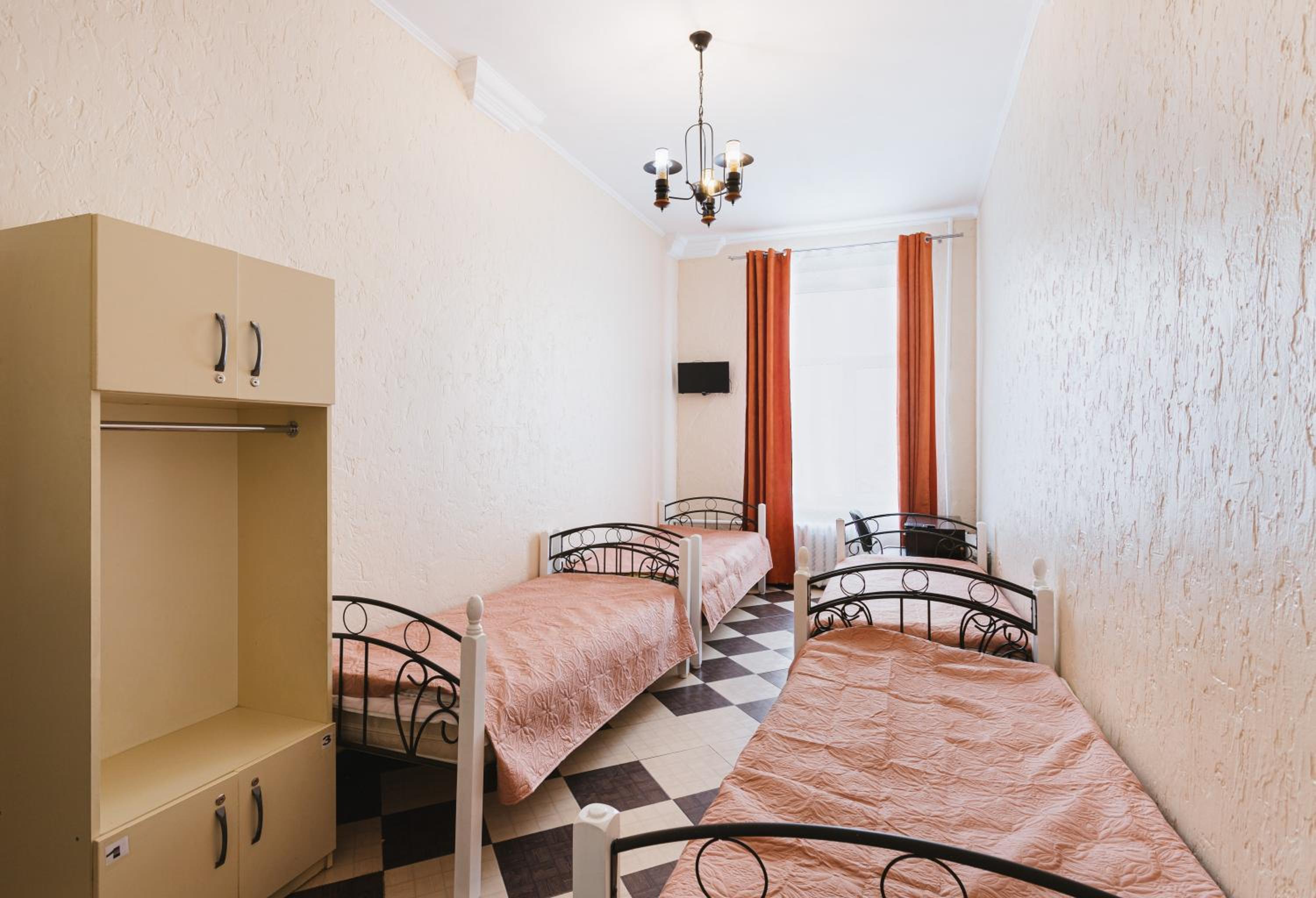 Quadruple Room with Shared Bathroom