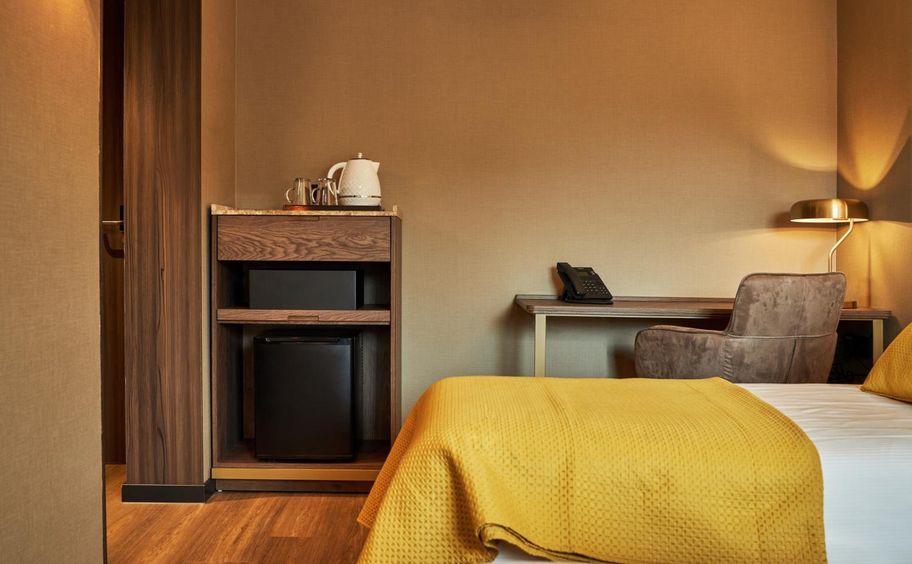 Deluxe Twin Room - Photo 6