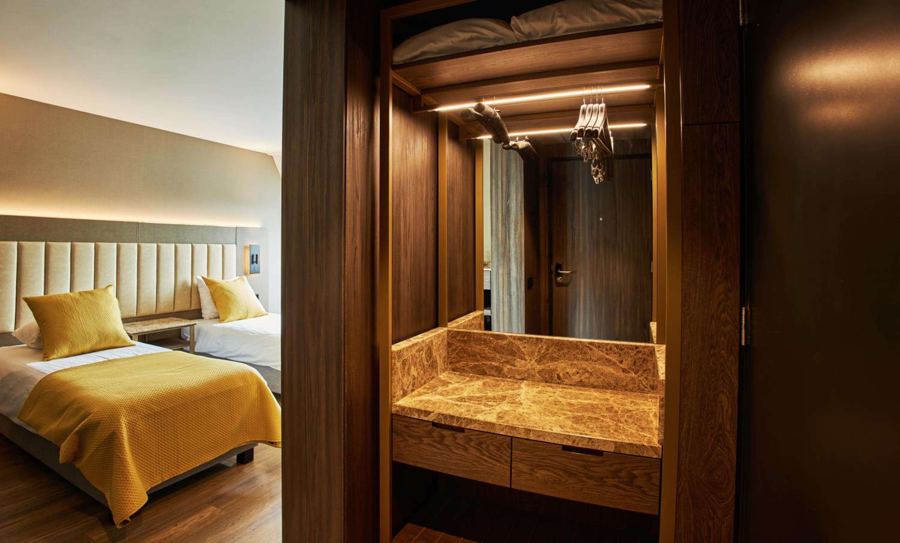 Deluxe Twin Room - Photo 7