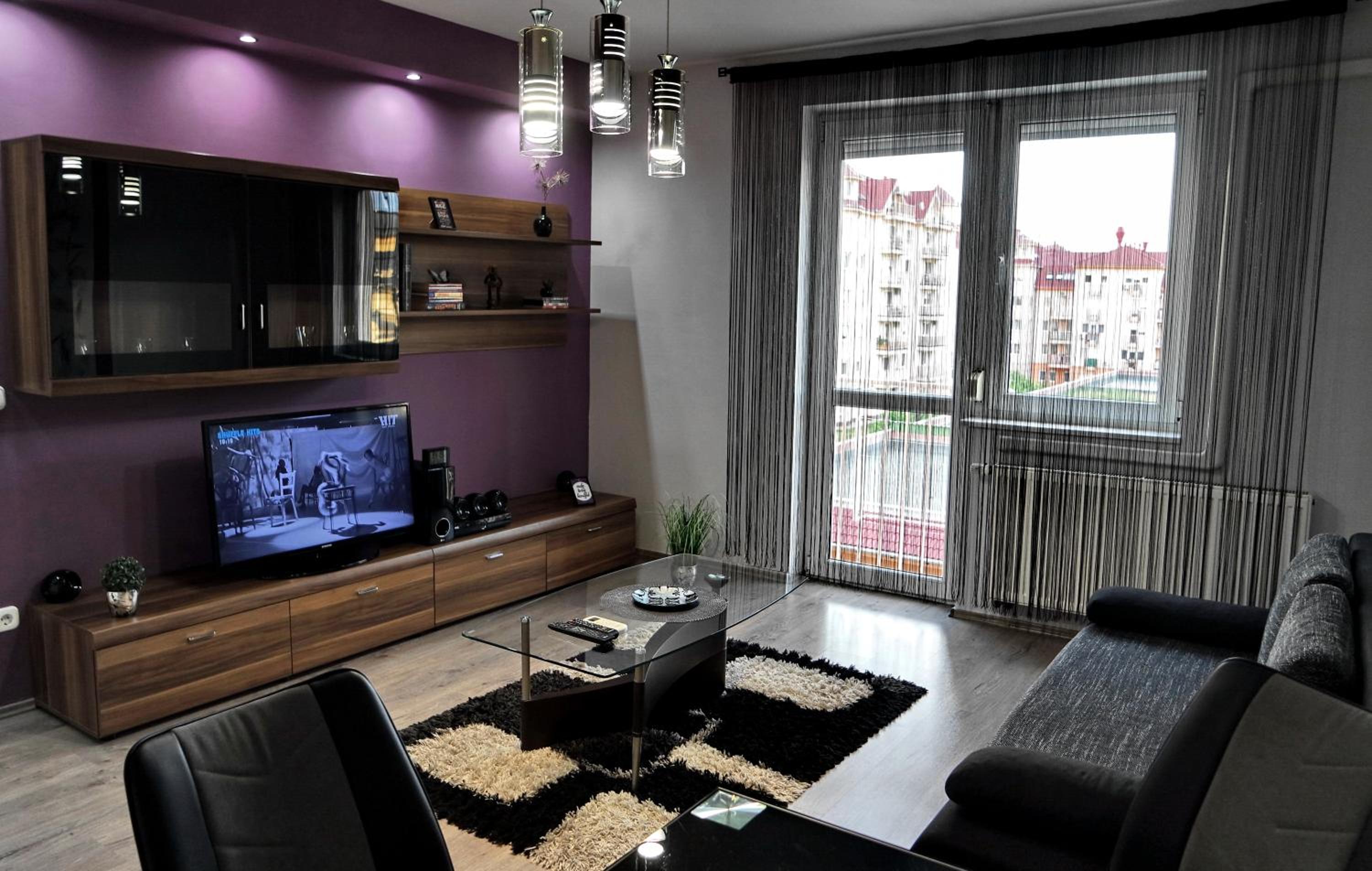 Apartment photo 1