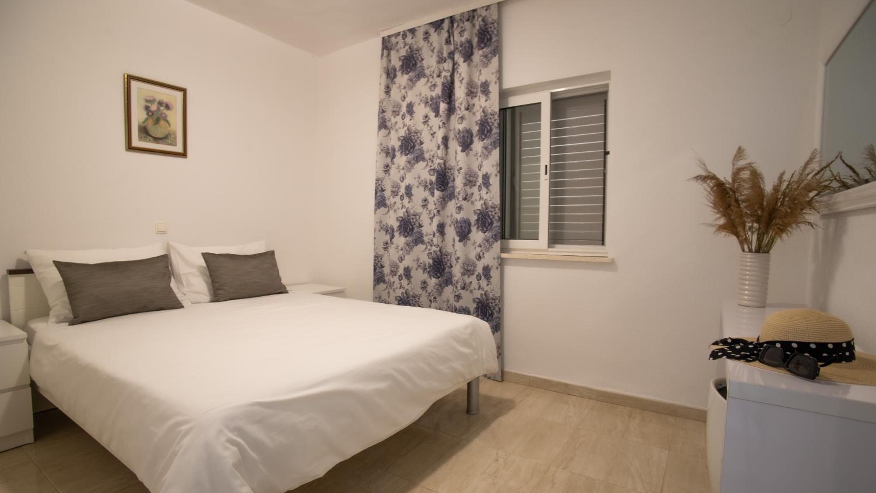 Apartment with Sea View photo 1