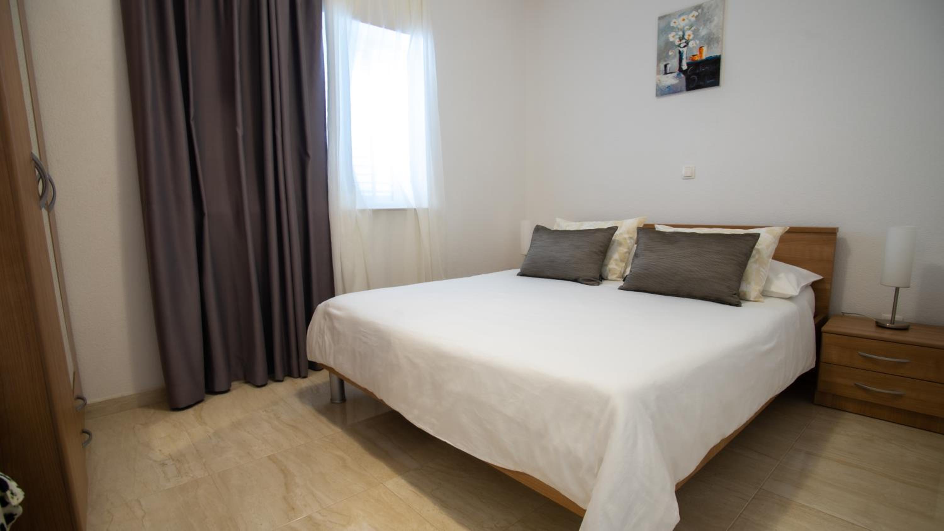 Apartment - Ground Floor photo 1