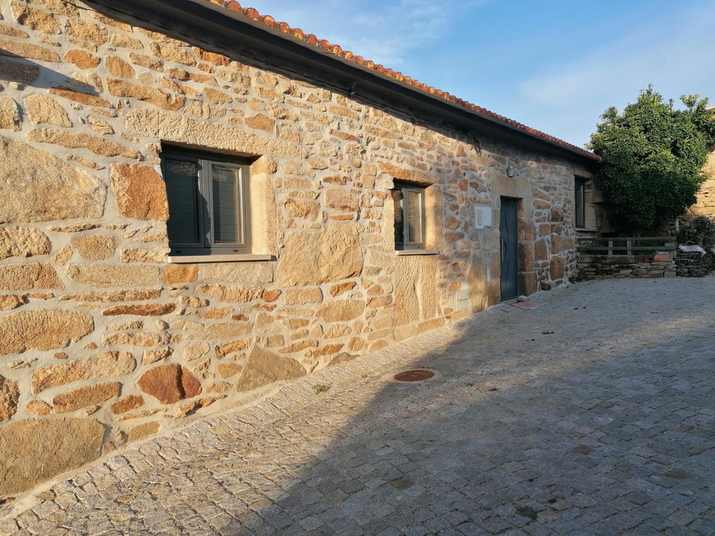 Two-Bedroom House - Photo 21