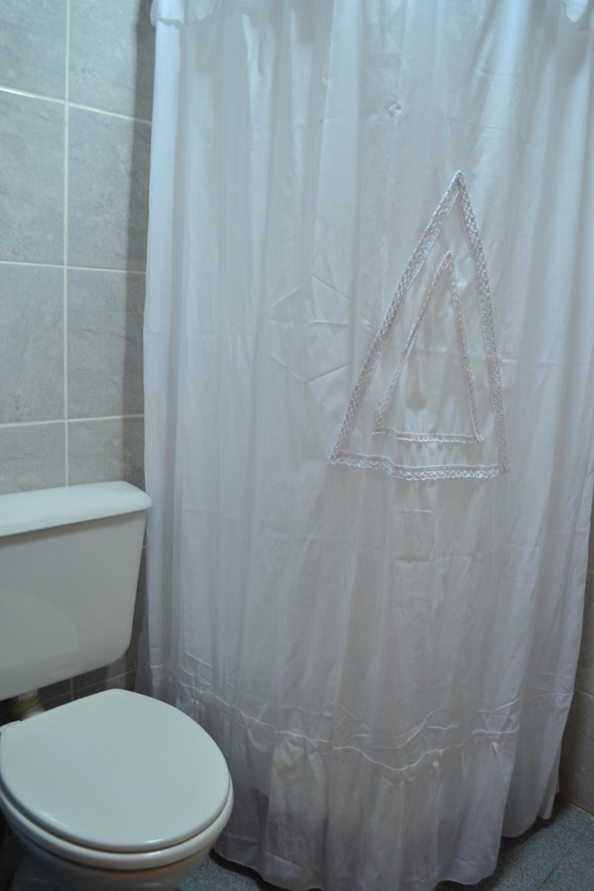 Single Bed in Dormitory Room with Private Bathroom  photo 2