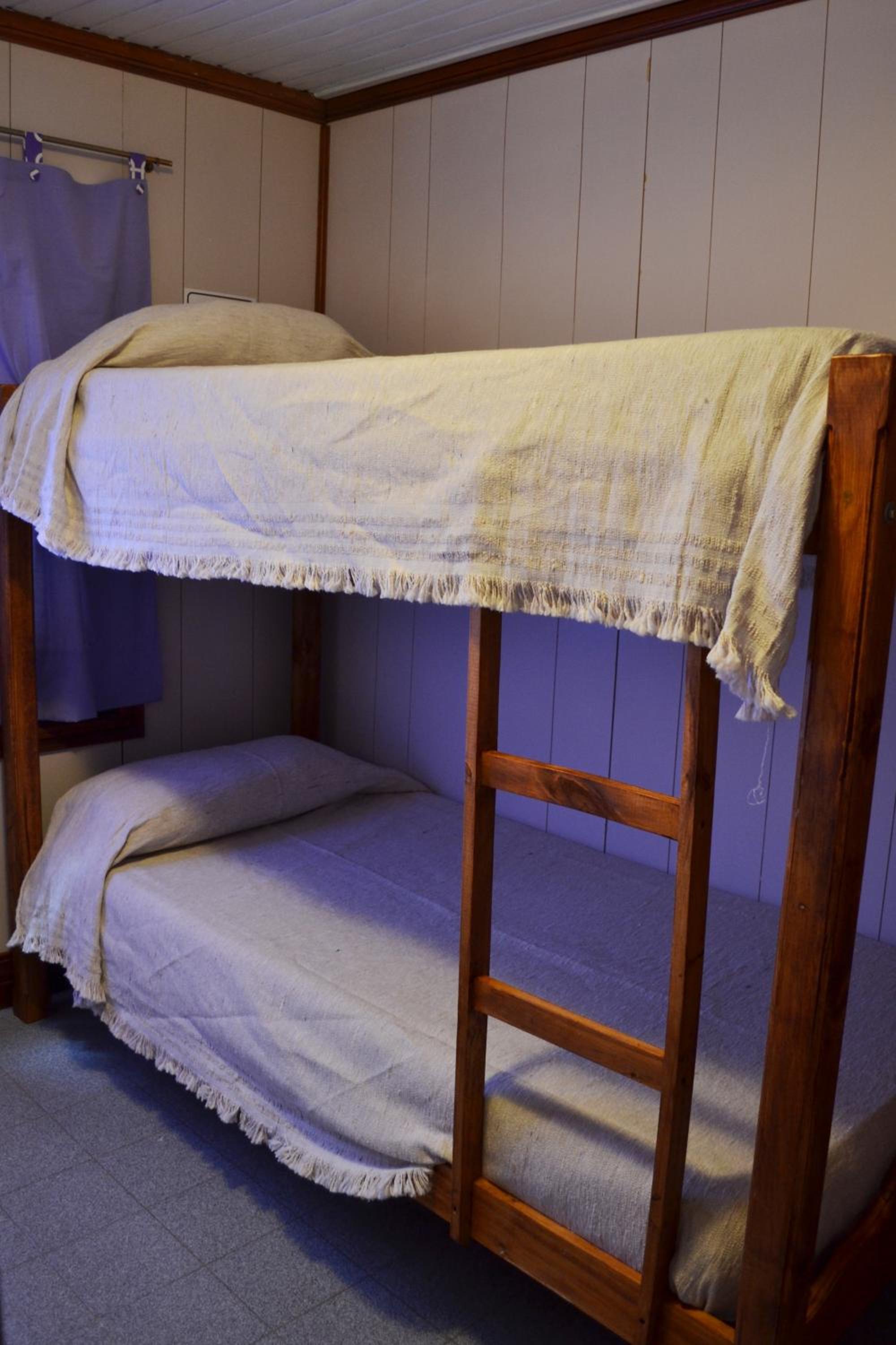 Single Bed in Dormitory Room with Private Bathroom  photo 1
