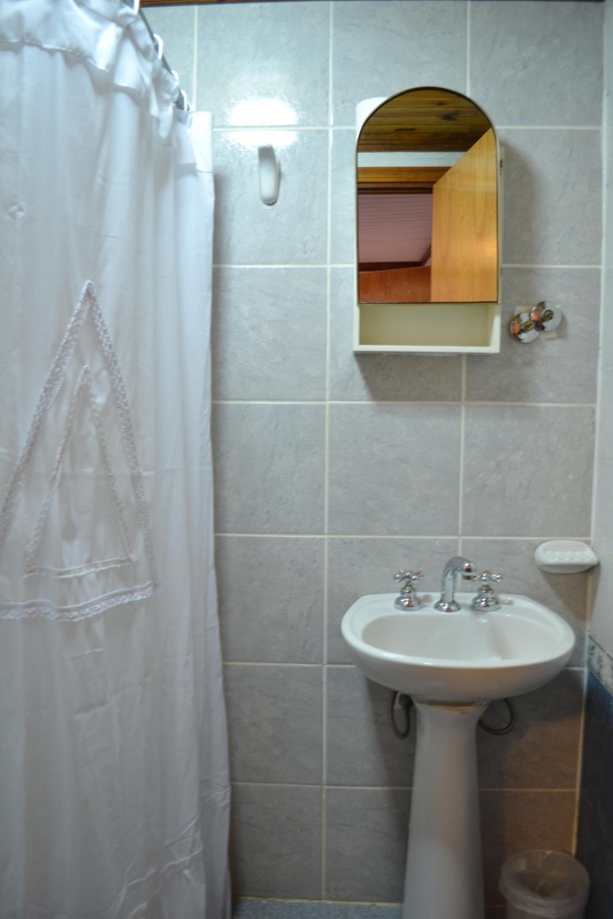 Single Bed in Dormitory Room with Private Bathroom  photo 3