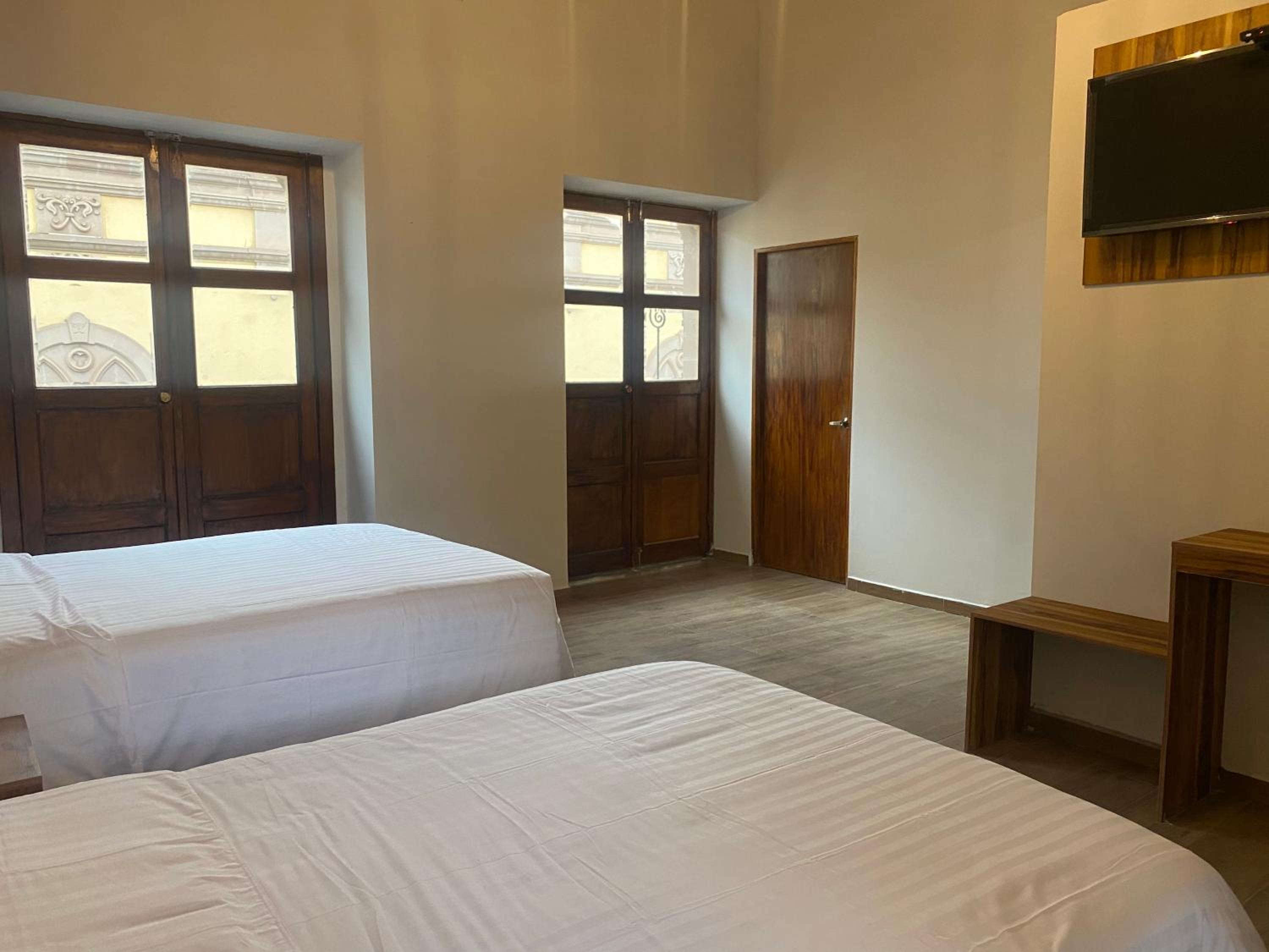 Quadruple Room with Balcony photo 1