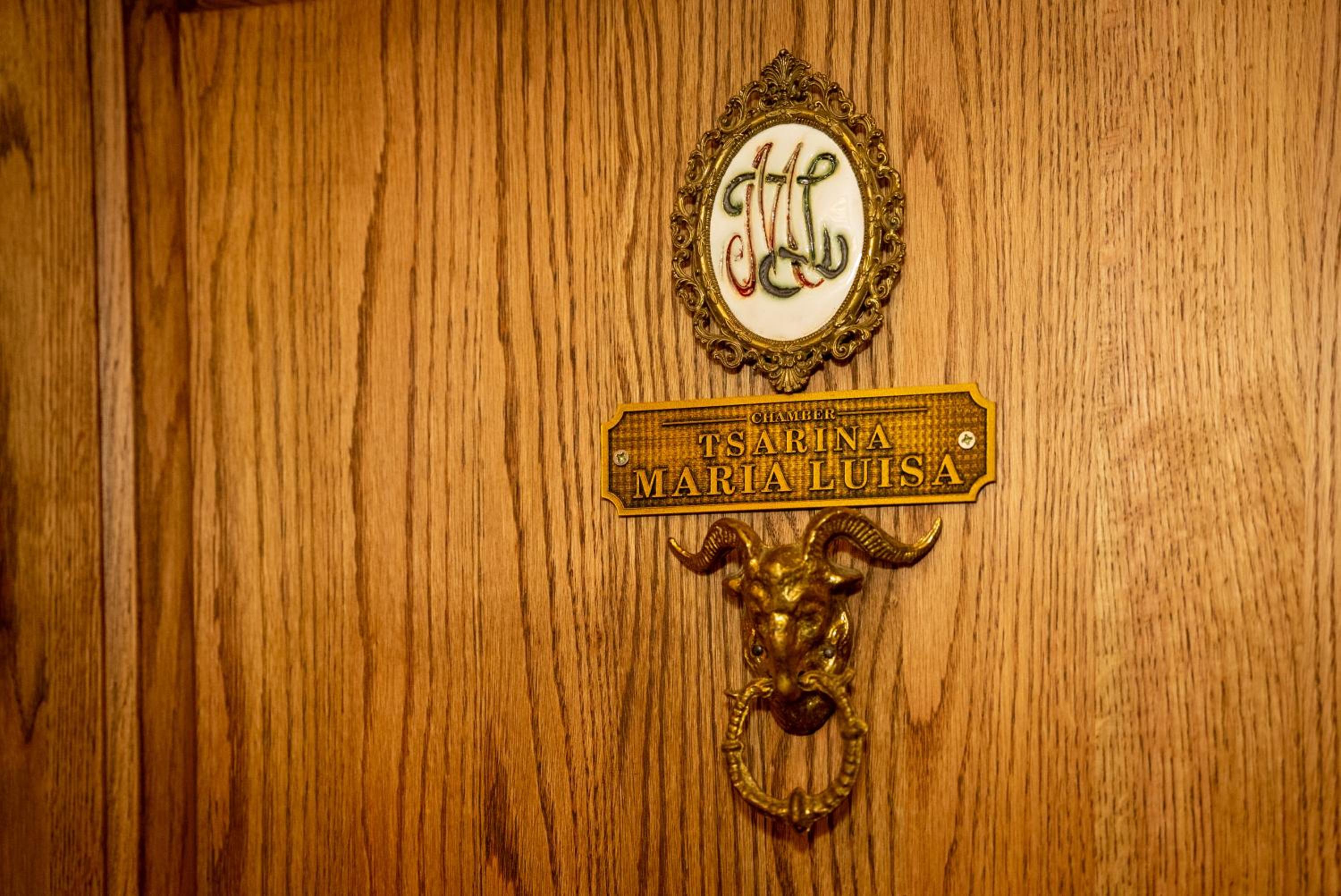 Queen Room - Photo 12