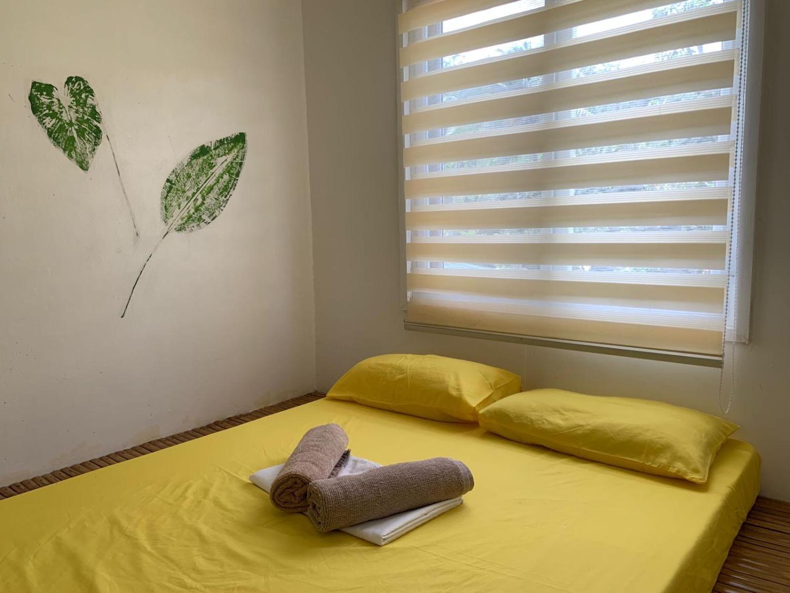Double Room with Shared Bathroom photo 2