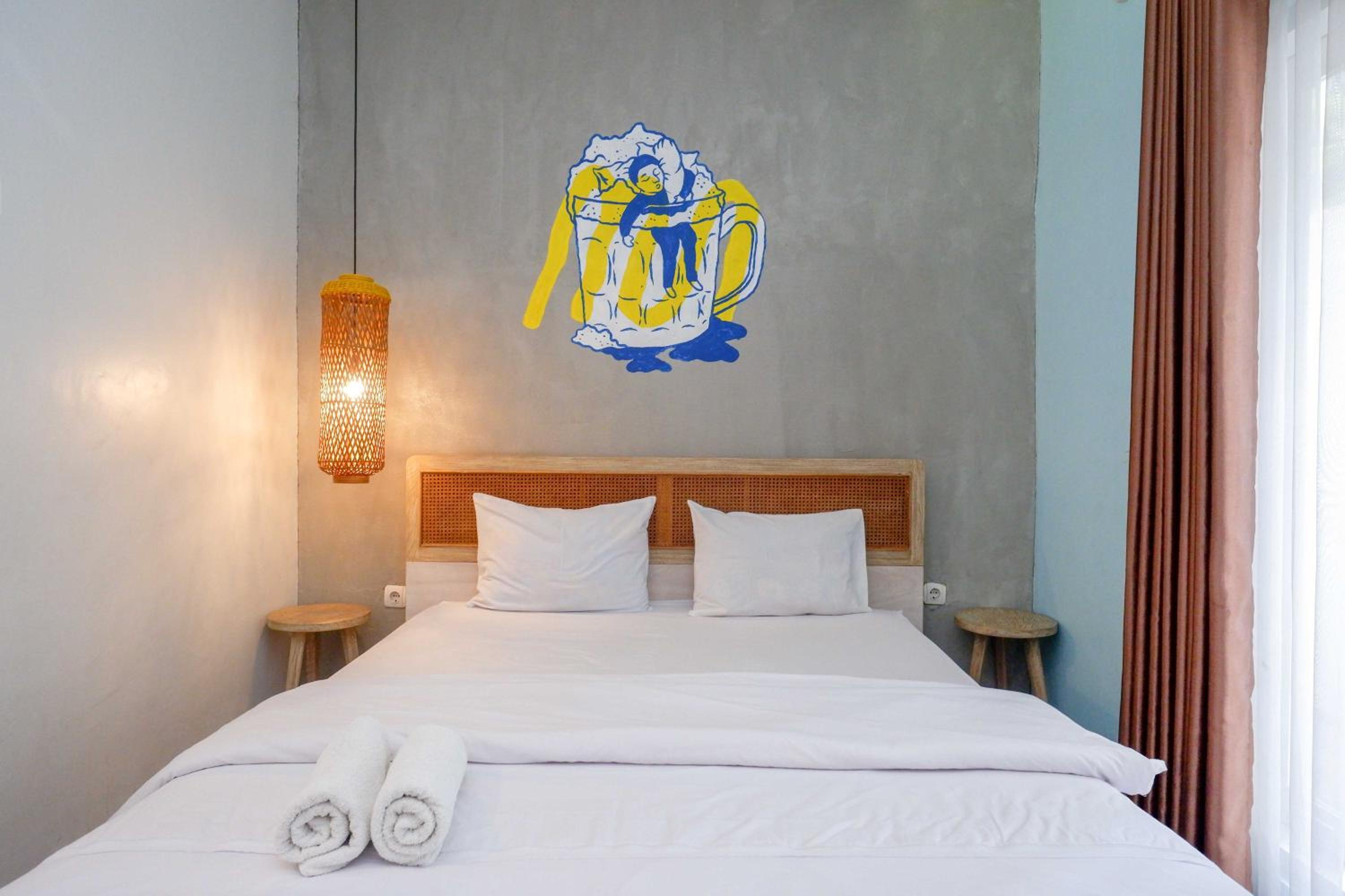 Deluxe Room - Photo 16