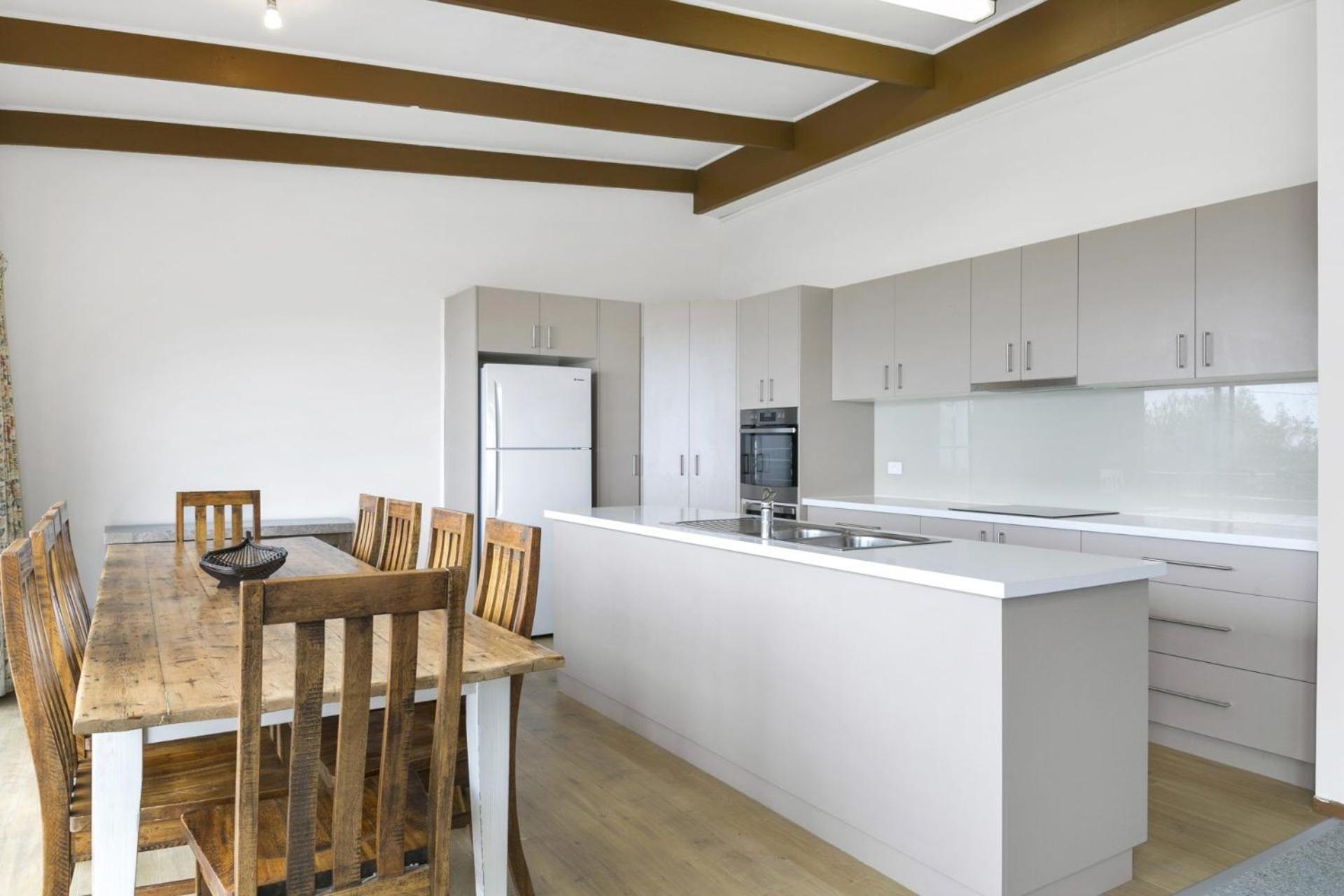 Four-Bedroom House photo 2
