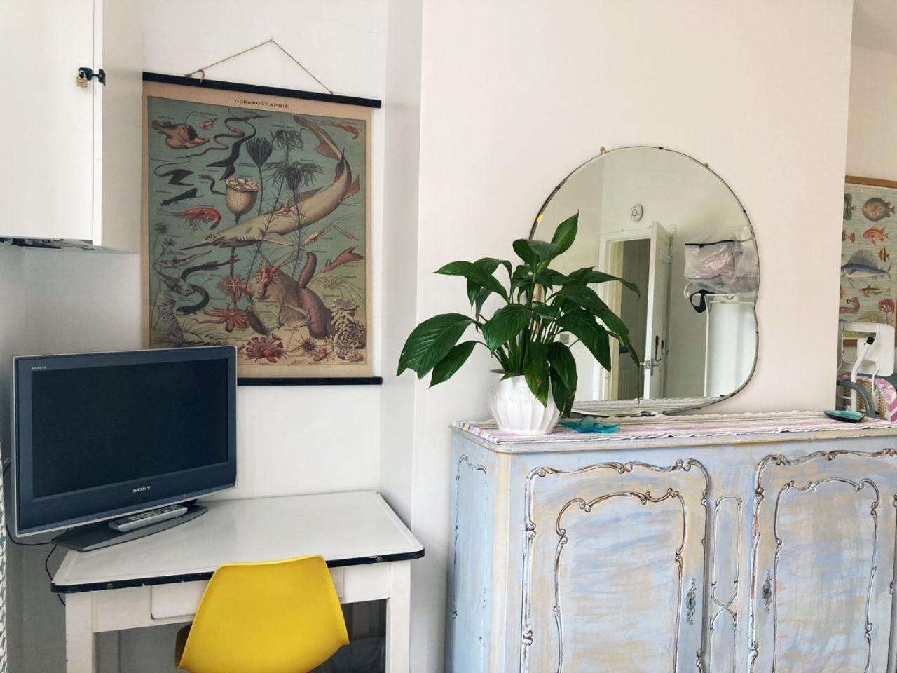 One-Bedroom Apartment - Photo 17