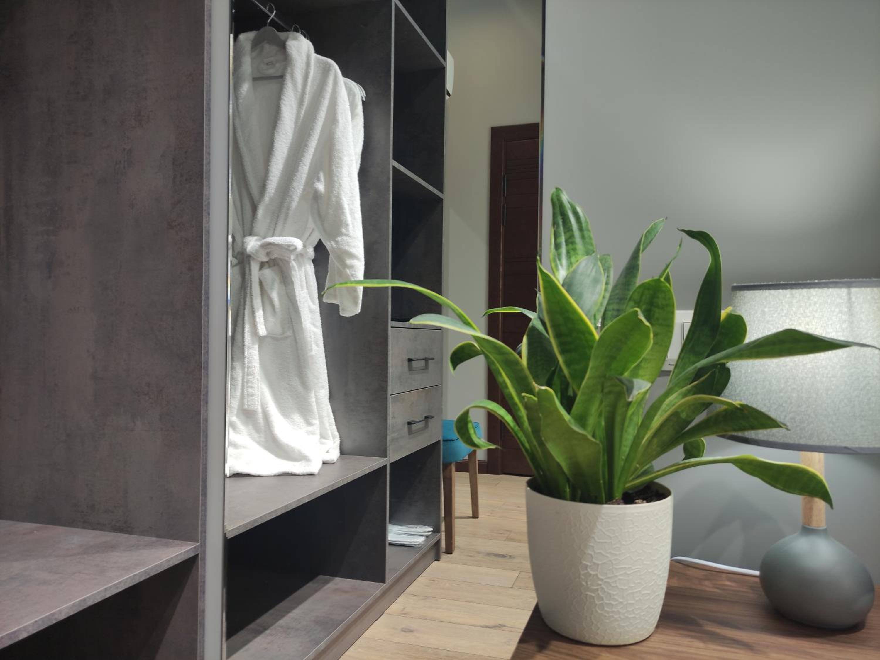 Standard Double Room - Photo 6