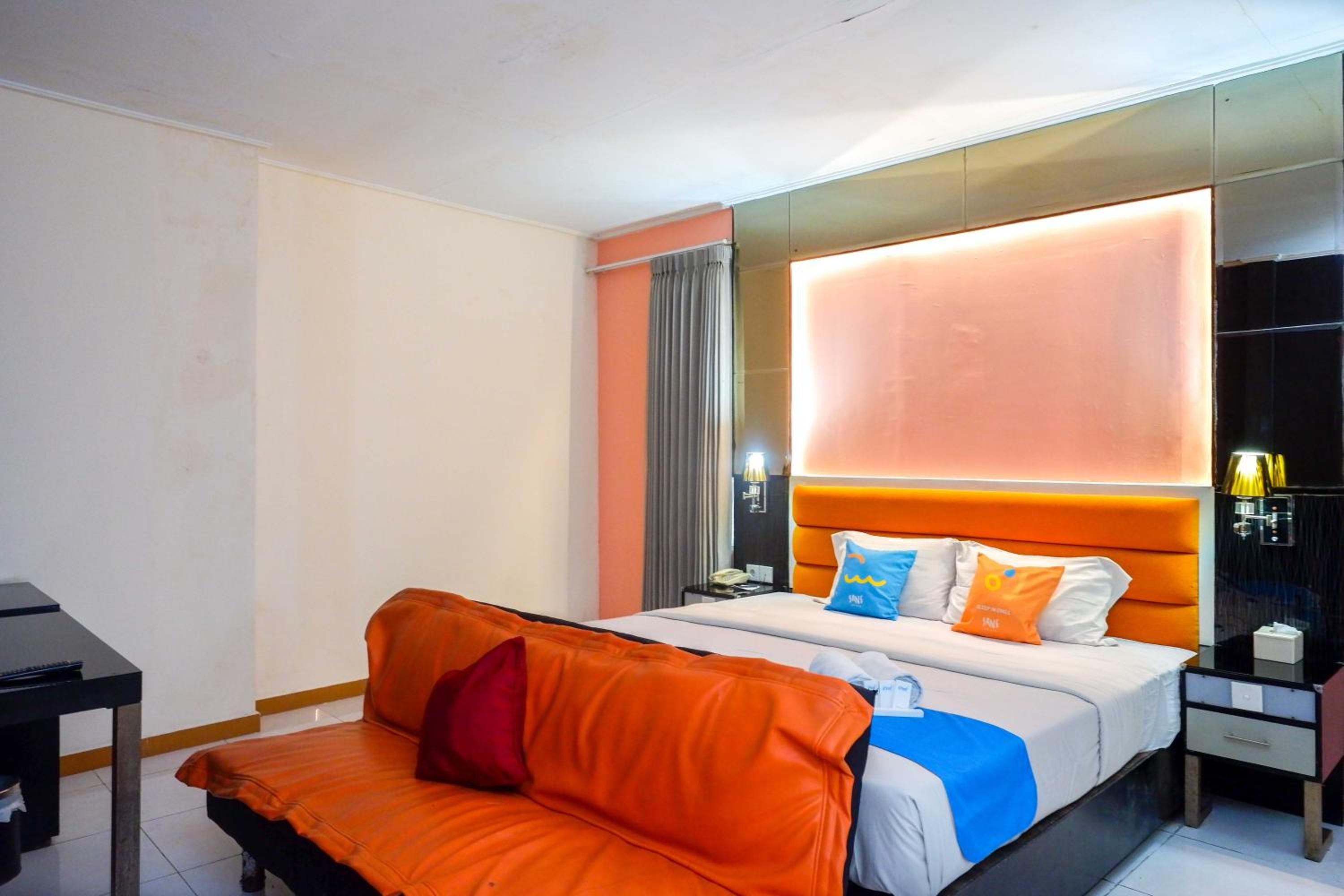 Deluxe Room - Photo 18