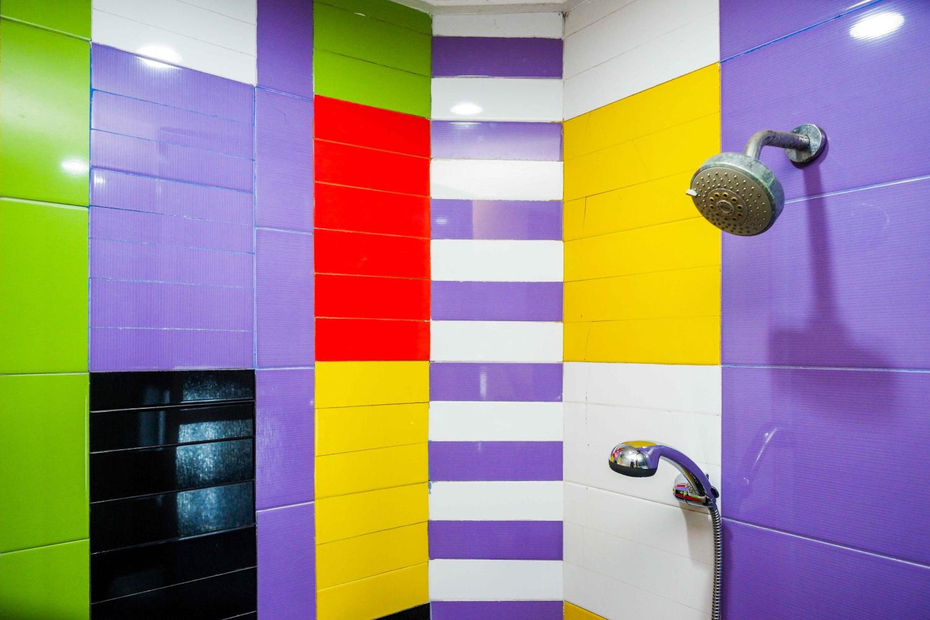 Deluxe Room - Photo 12