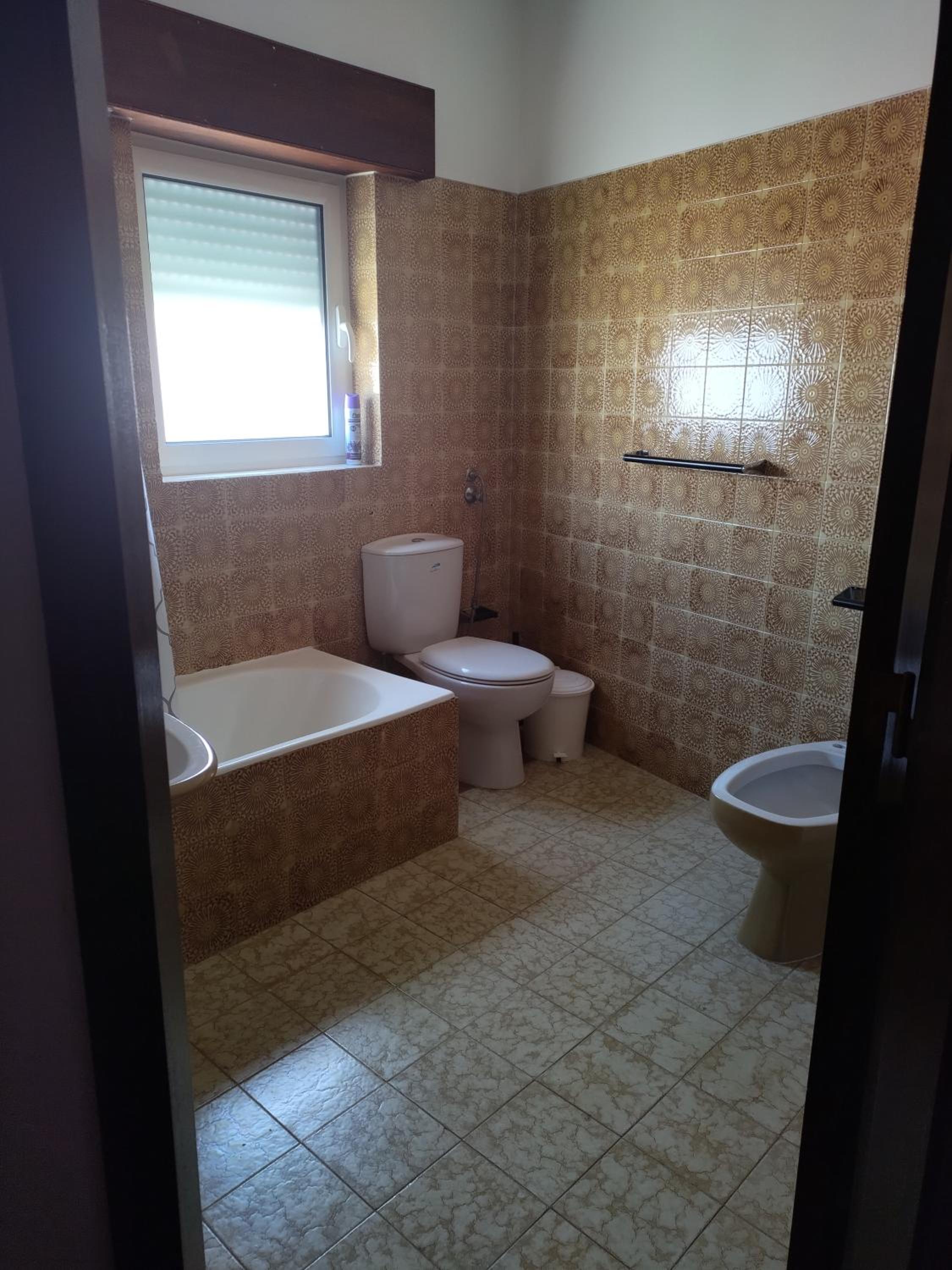 Three-Bedroom House photo 3