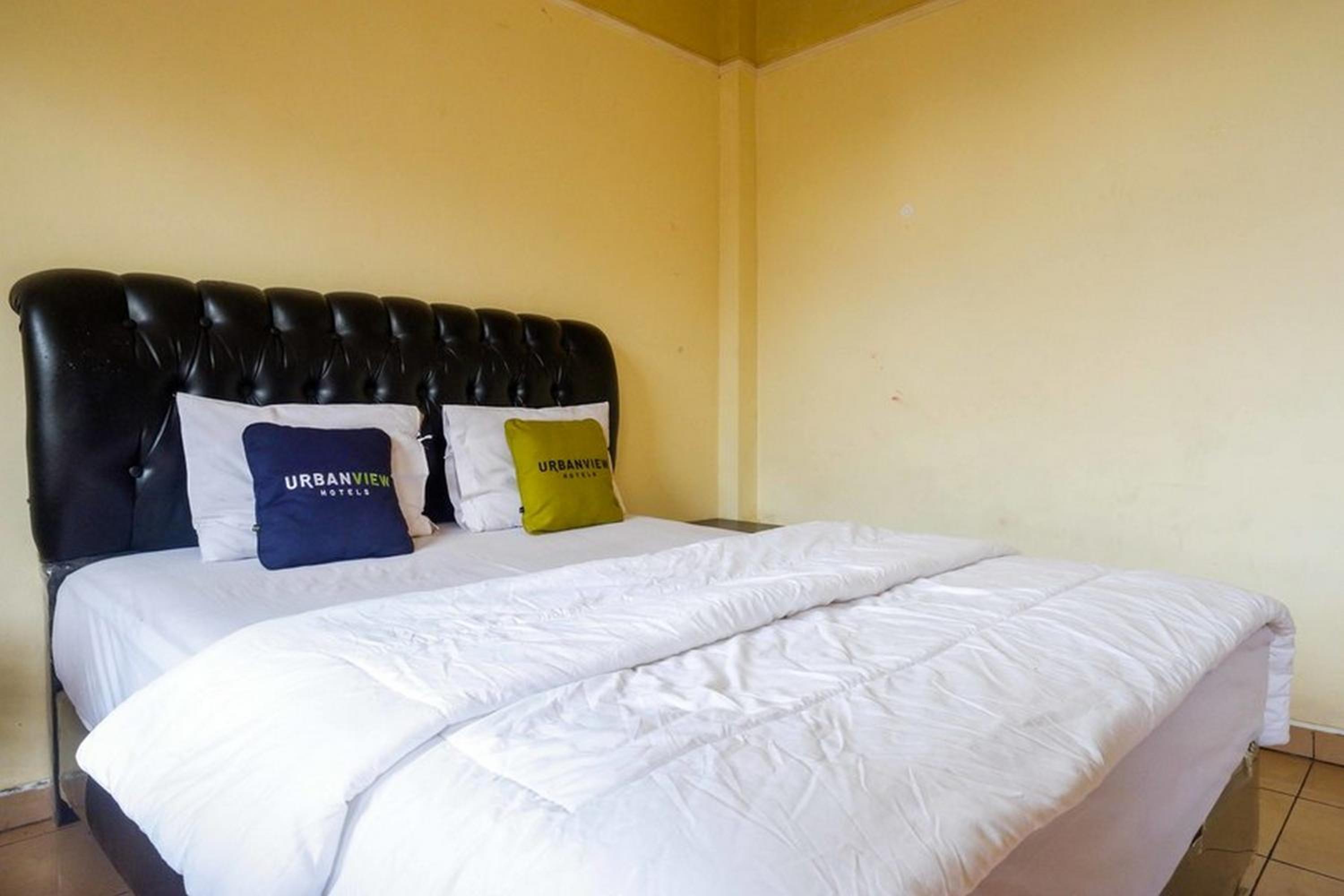 Deluxe Double Room - Photo 14
