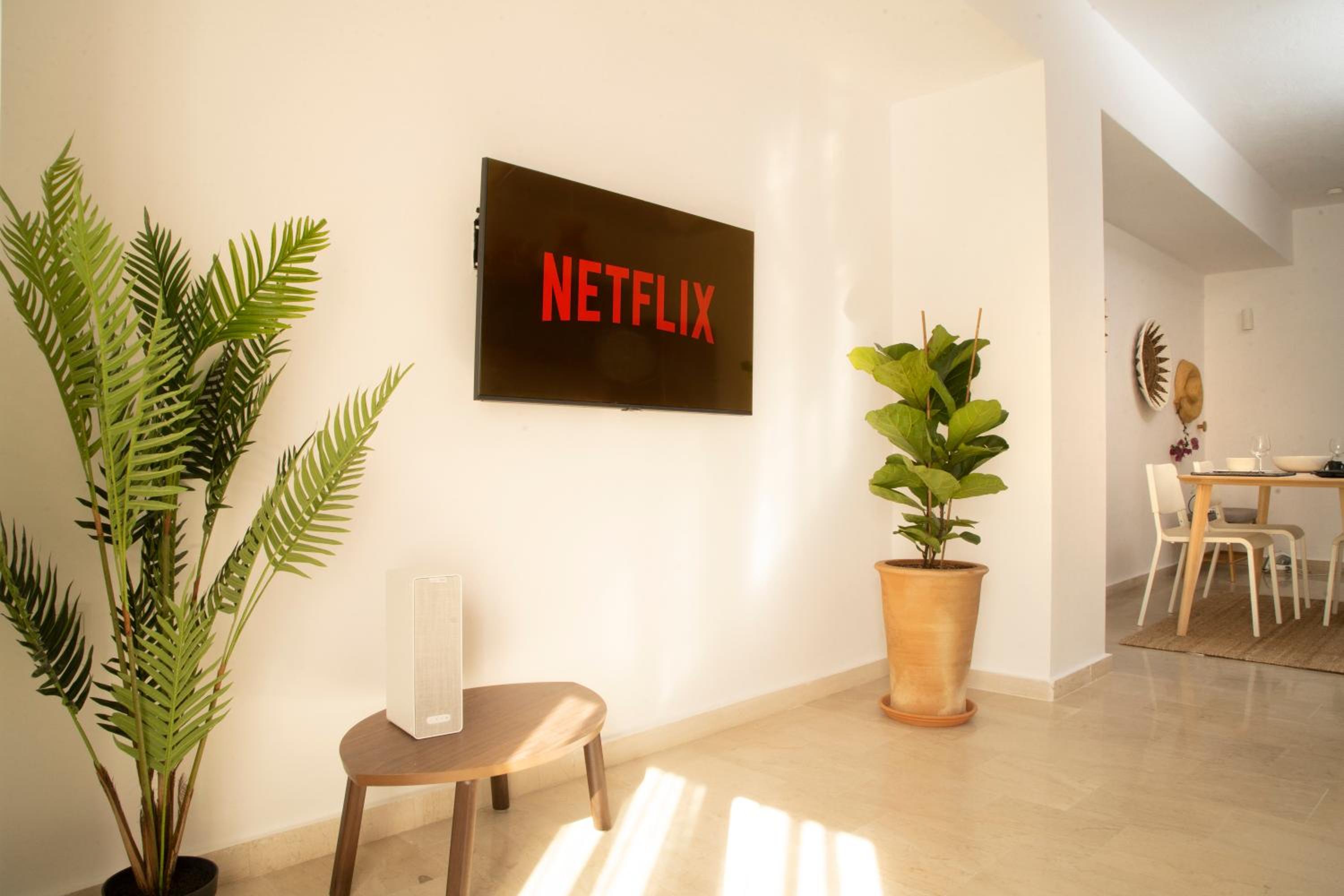 One-Bedroom Apartment - Photo 16