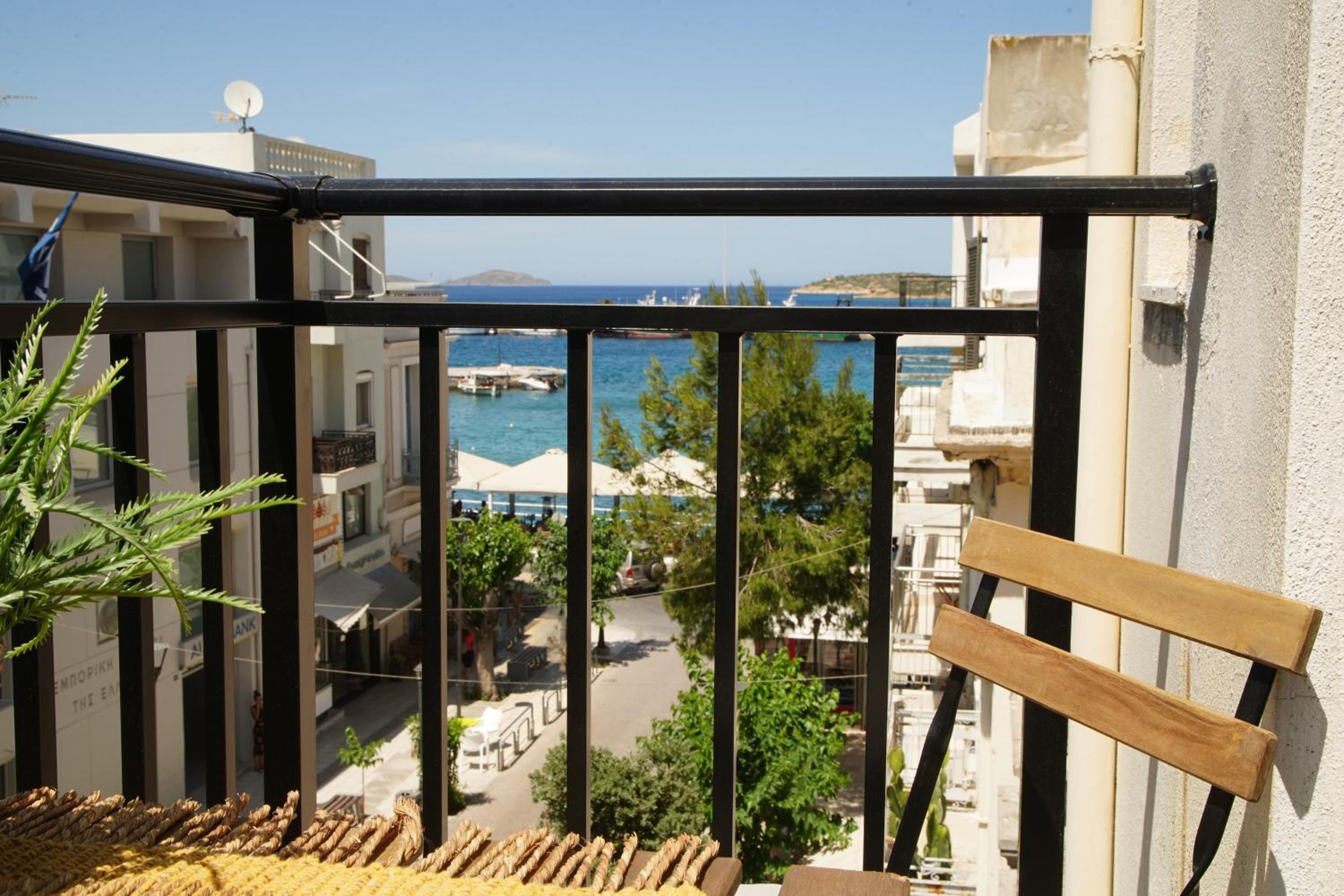 One-Bedroom Apartment - Photo 18