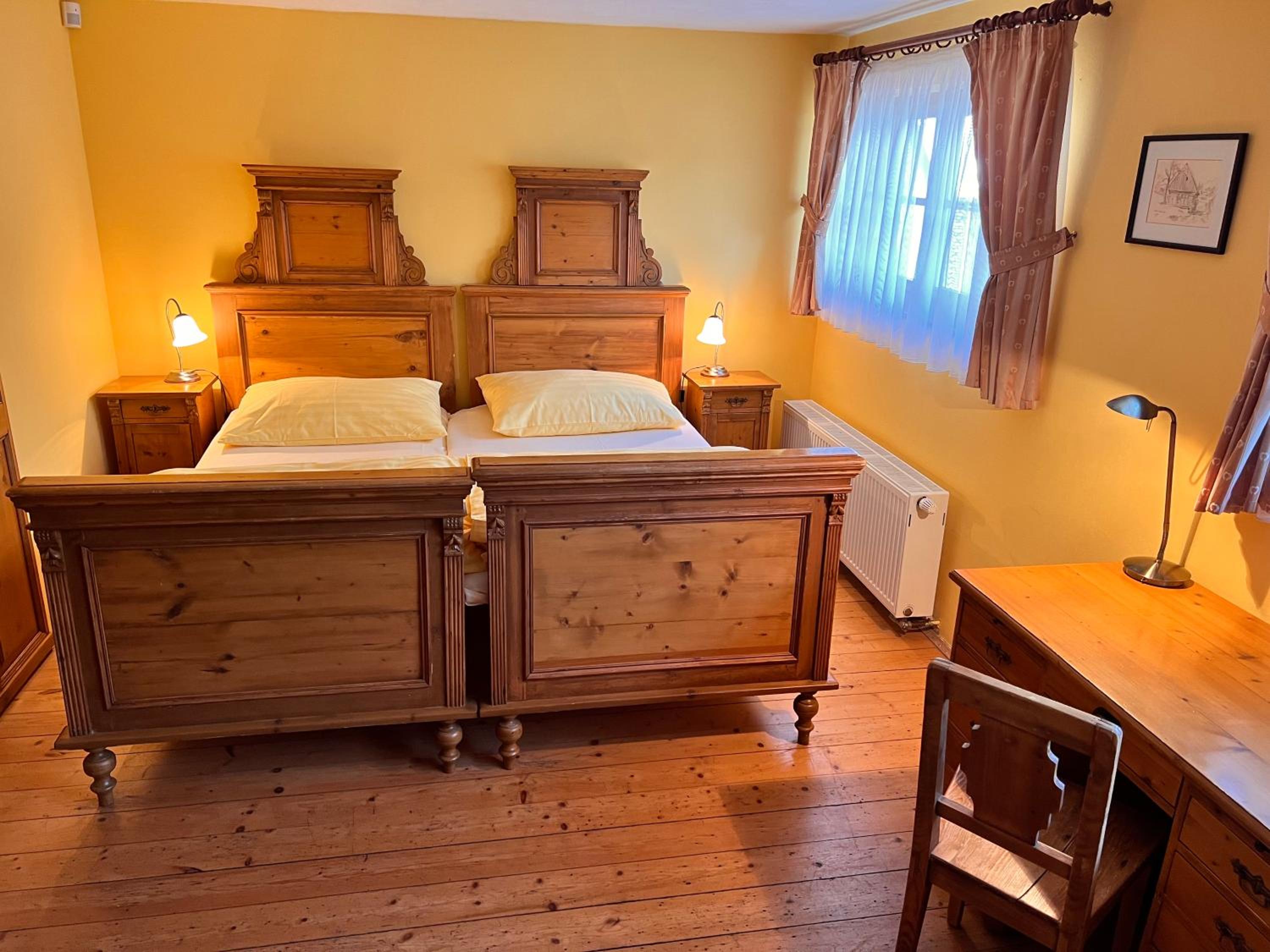 Twin Room - Photo 7