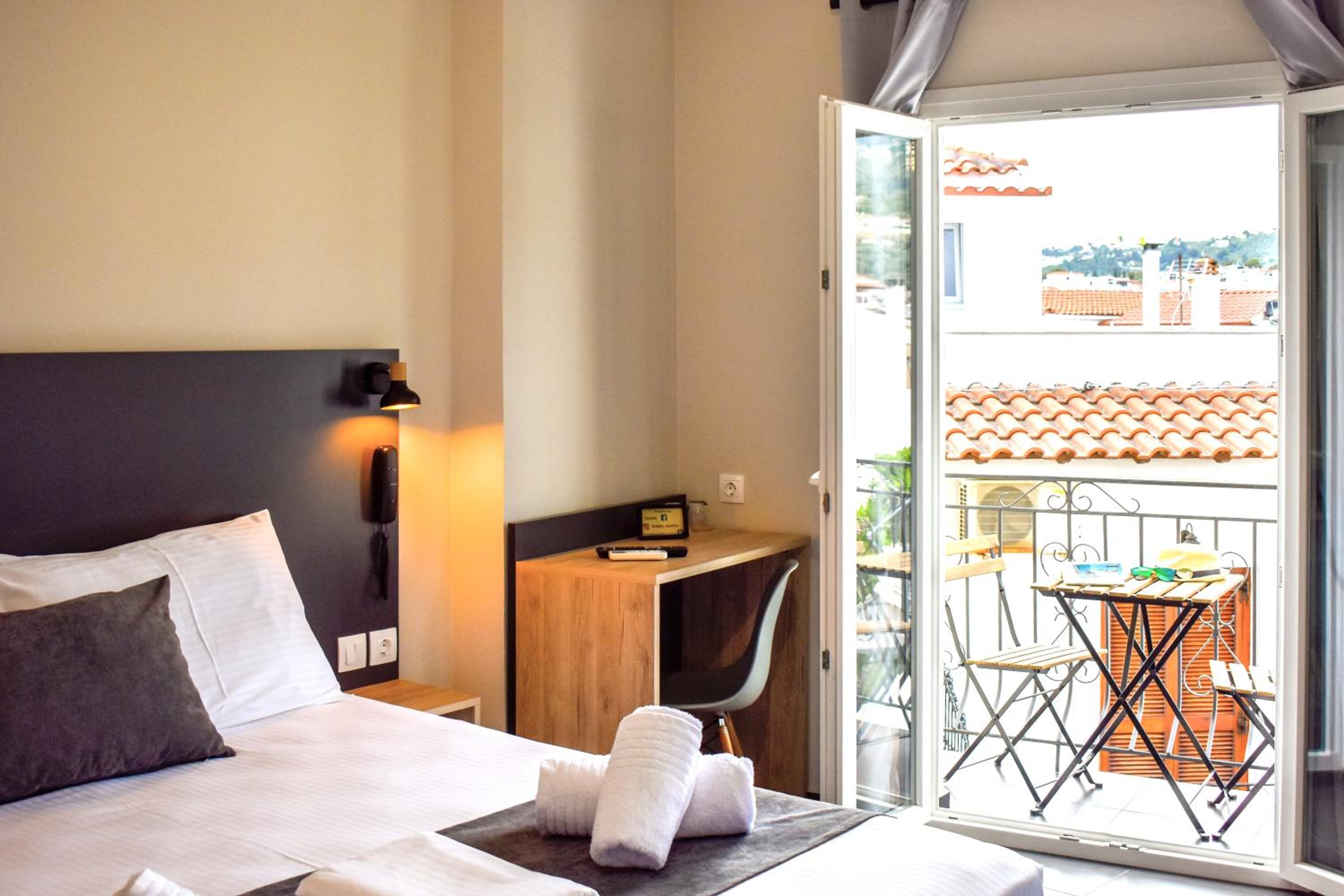 Triple Room, Balcony, City View