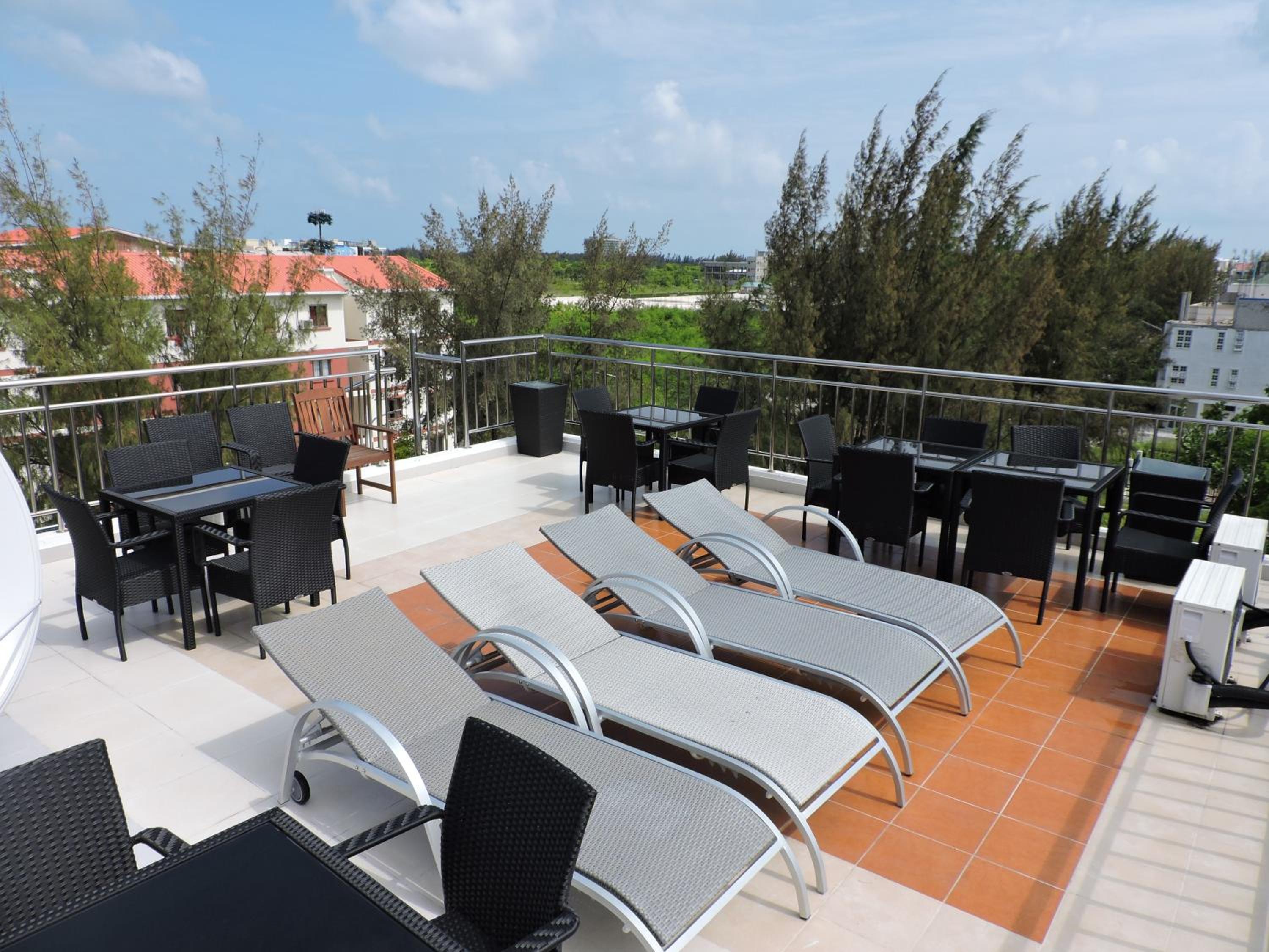 Deluxe Double Room with Balcony photo 2